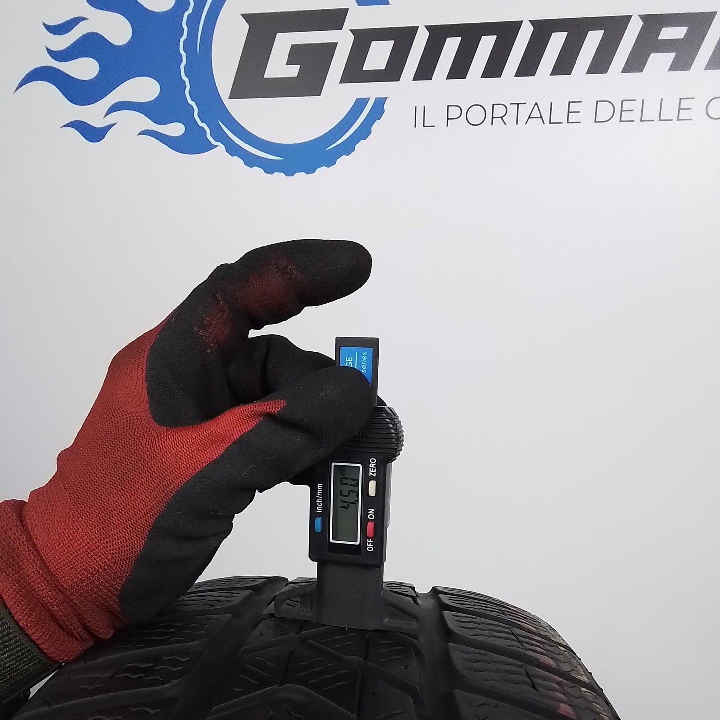 4 Pirelli 225/55 R18 Winter Sottozero 3 98H M+S
