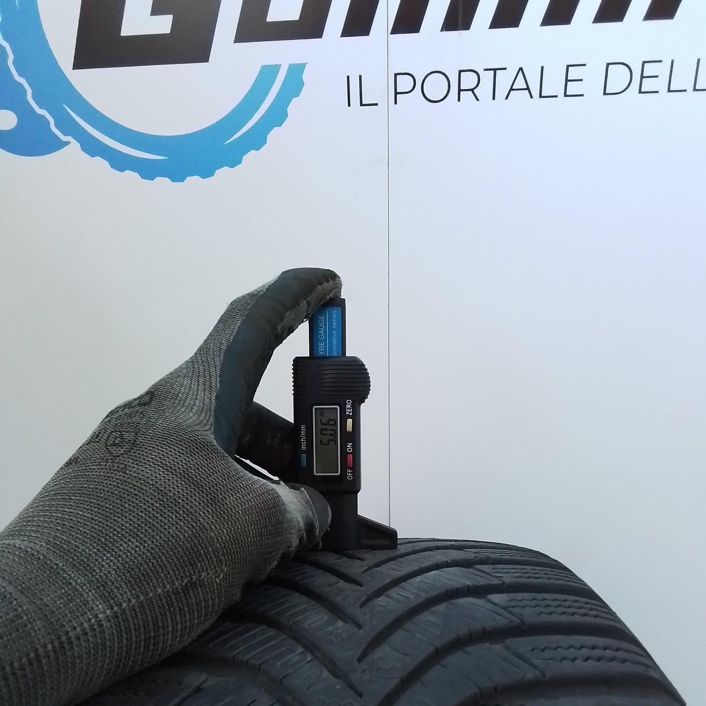 2 Hankook 195/60 R15 Winter Icept RS2 M+S