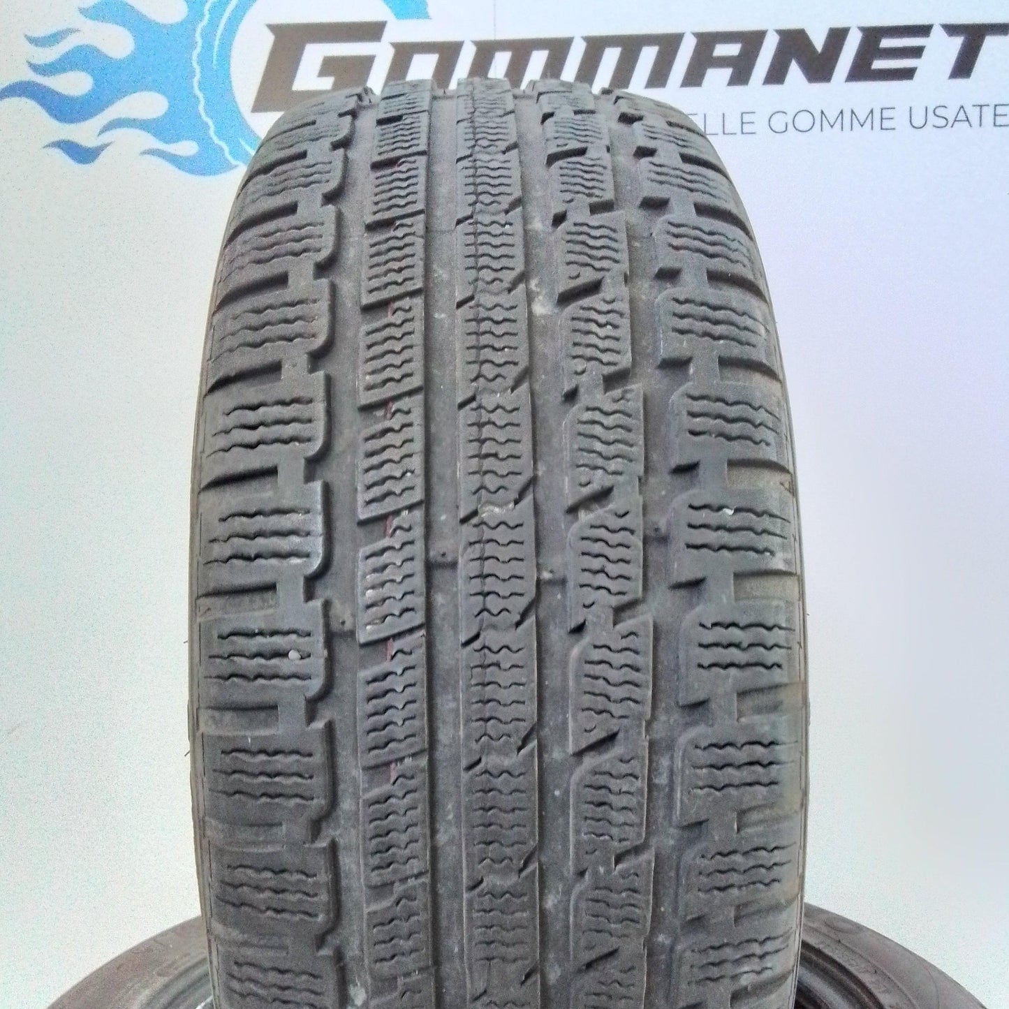 4 Kumho Izen Kw27 205 55 17 95V m+s