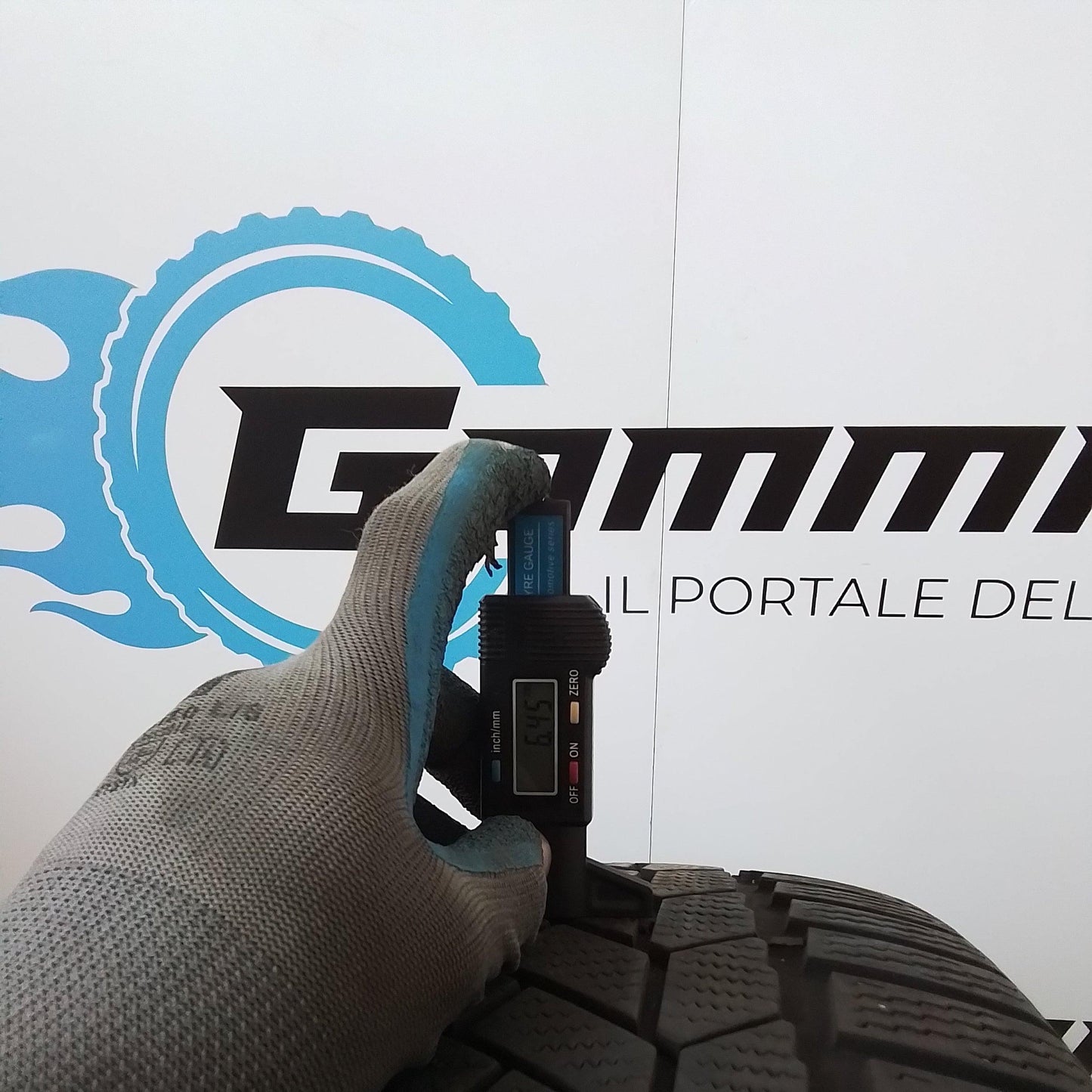 4 Continental 245/45 R18 Contiwintercontact Ts 850P