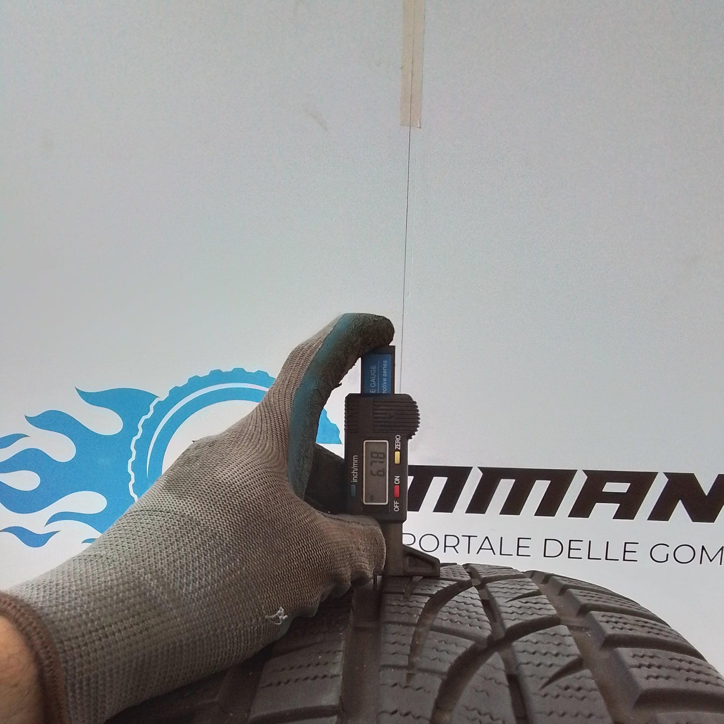 4 Hankook 205/55 R16 Winter Icept EVO 91H M+S