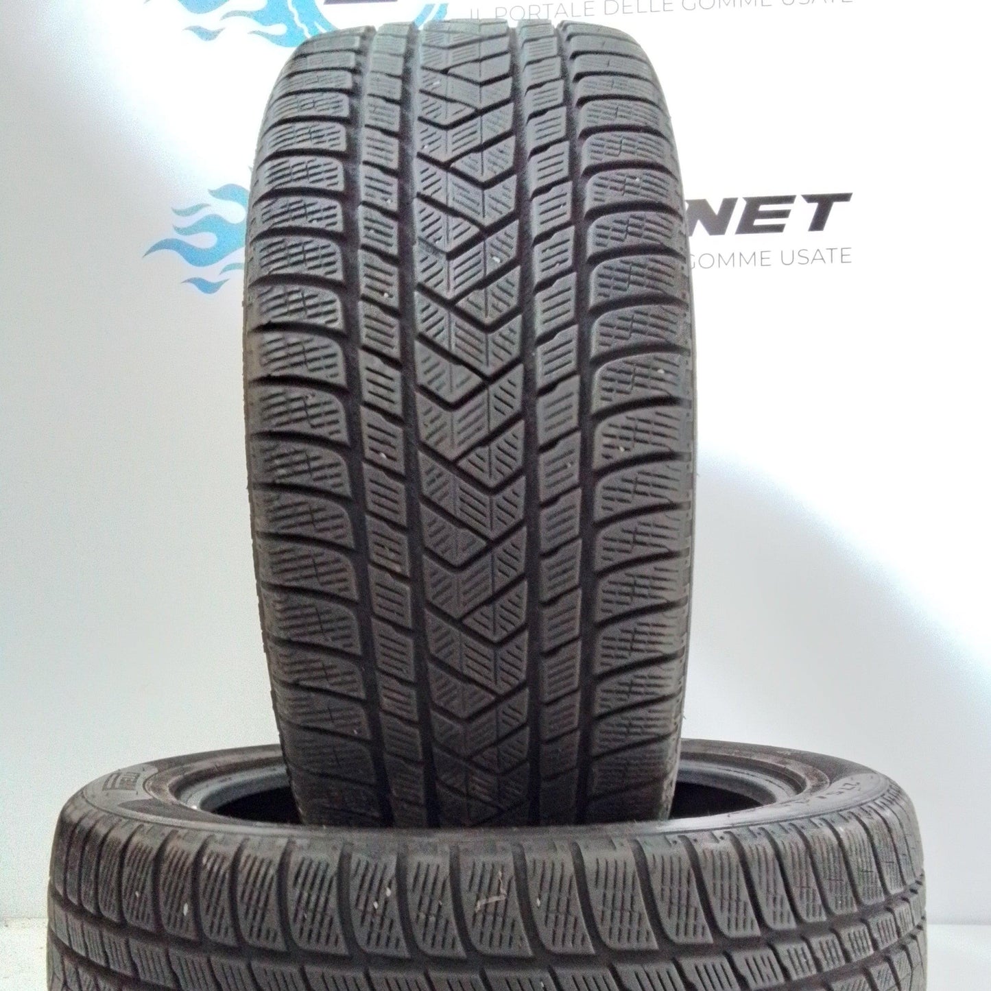 2 Pirelli 275/40 R21 Scorpion Winter M+S Runflat