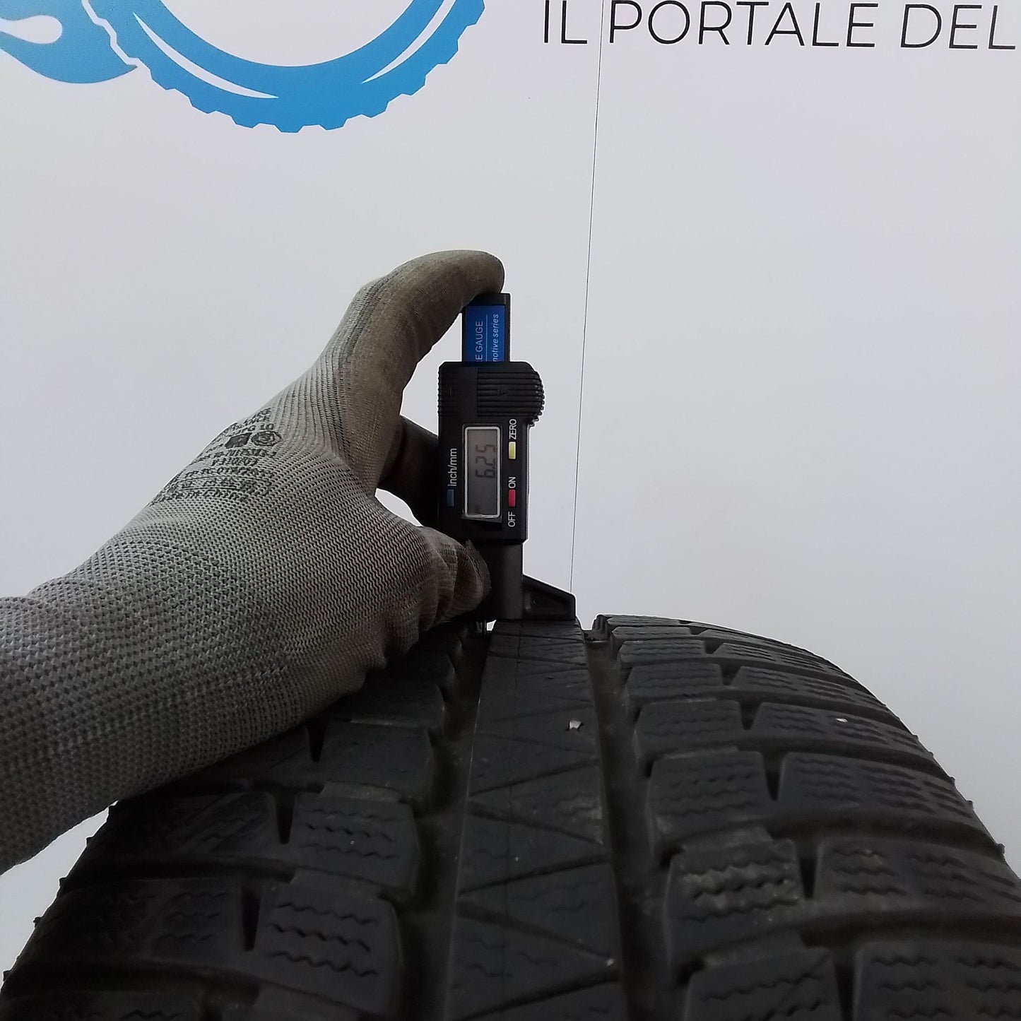 2 Falken Eurowinter HS449 215 45 16 86V m+s