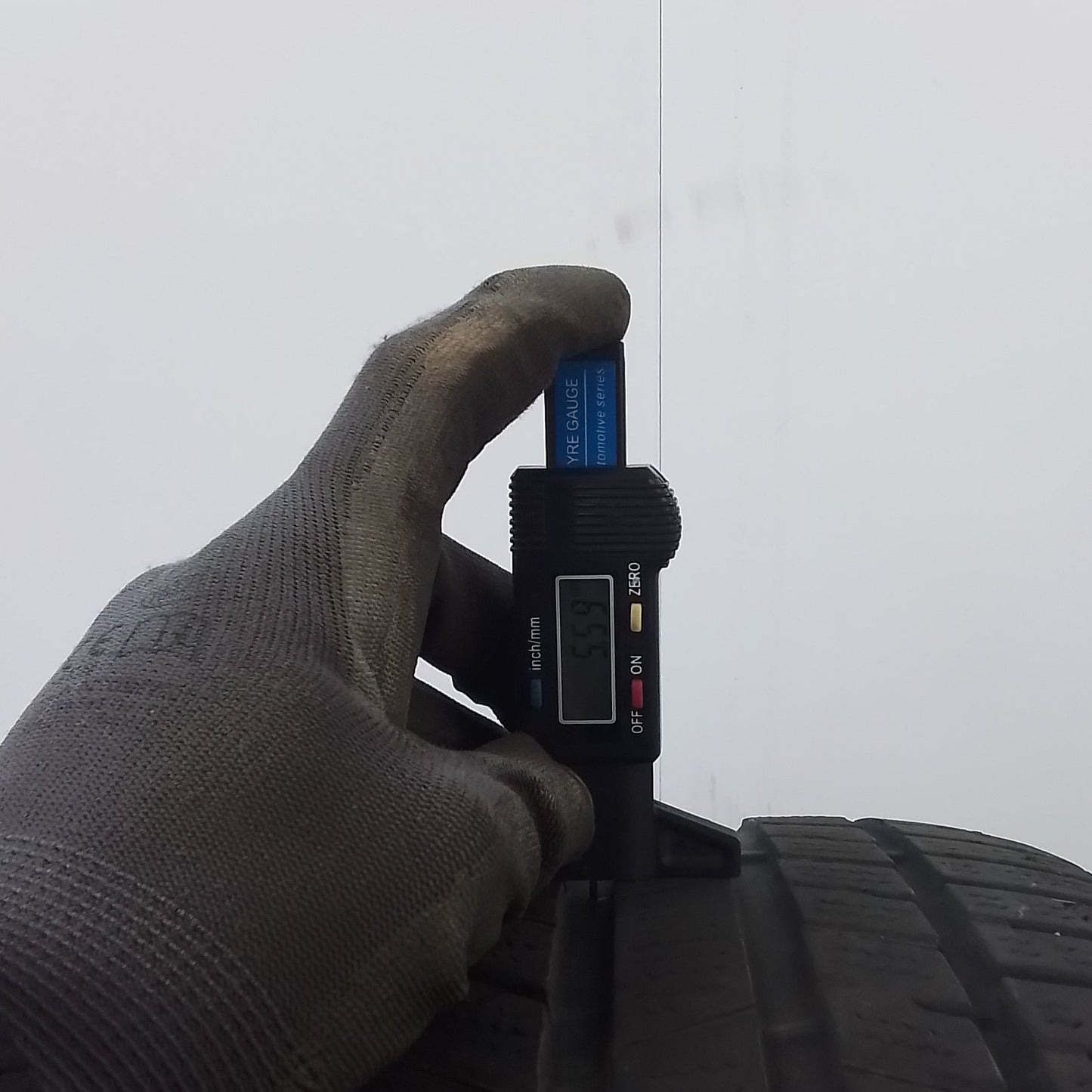 2 Toyo Snowprox S954 225 55 18 102V M+S