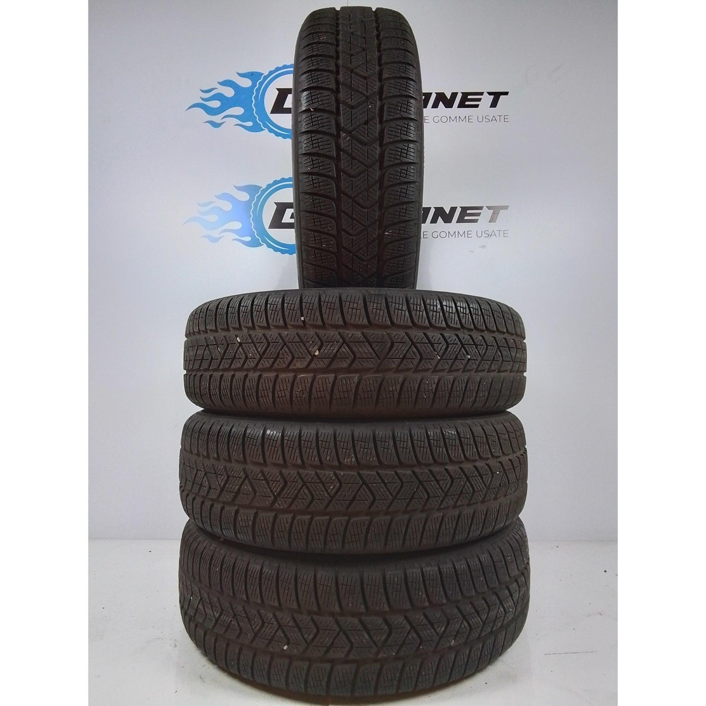 4 Pirelli Scorpion Winter 215 65 17 99H m+s