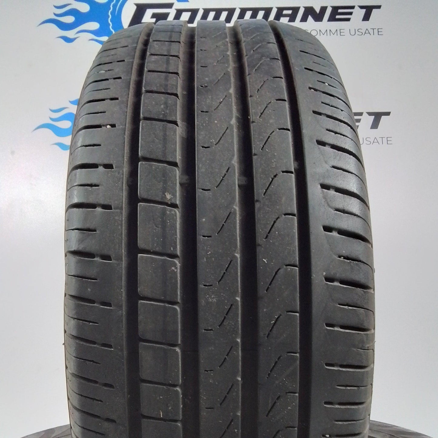 2 Pirelli Scorpion verde 235 50 19 99V