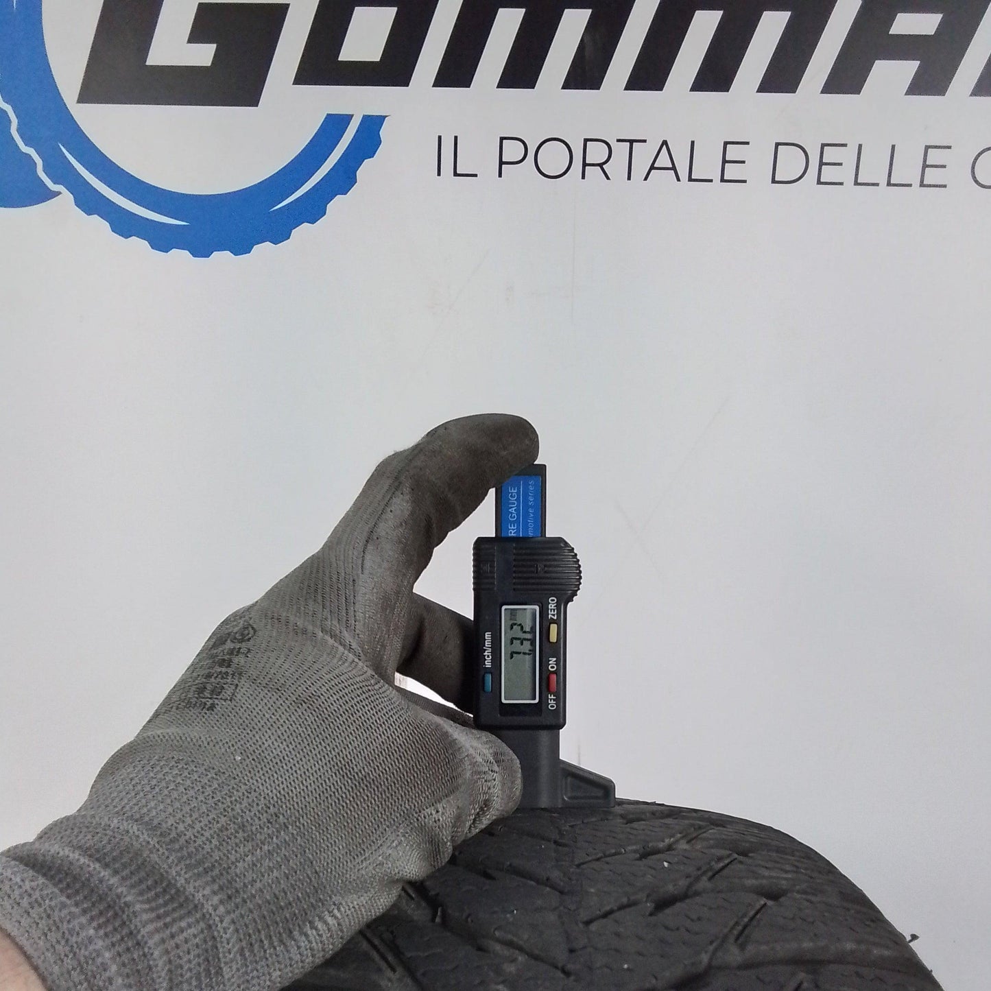 2 Goodyear Ultragrip 8 195 55 16 87H