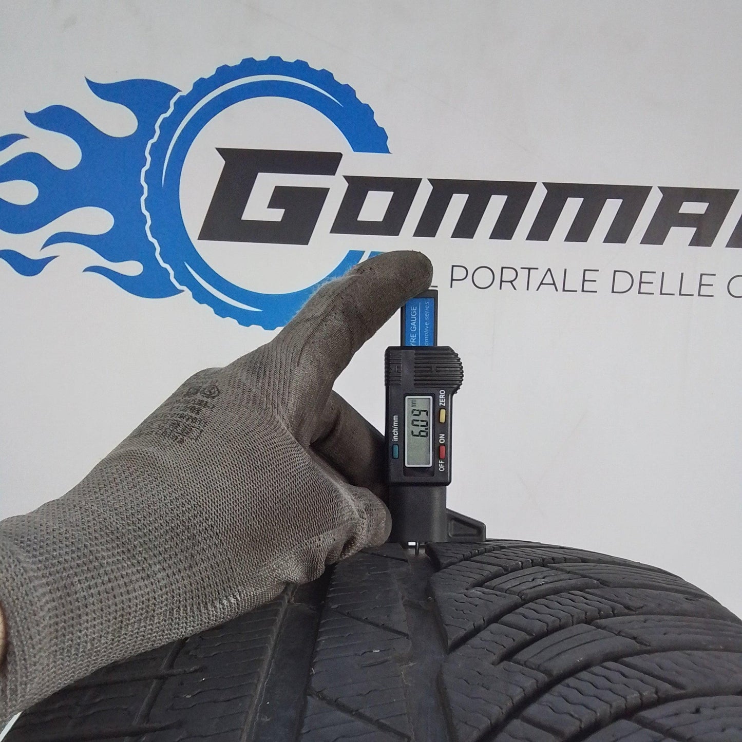 4 Michelin 245/35 R19 Pilot Alpin Pa4