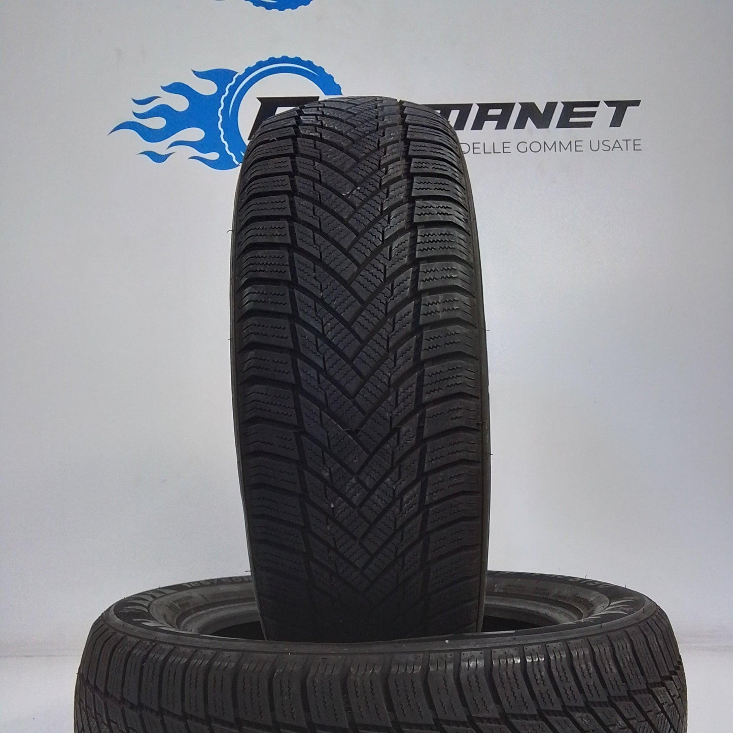 2 Tracmax 185/55 R15 X-Privilo S130 82H M+S