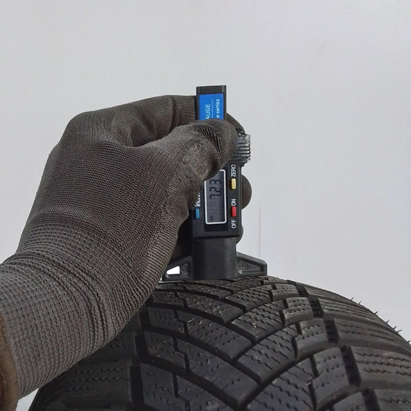 2 Tracmax 185/55 R15 X-Privilo S130 82H M+S