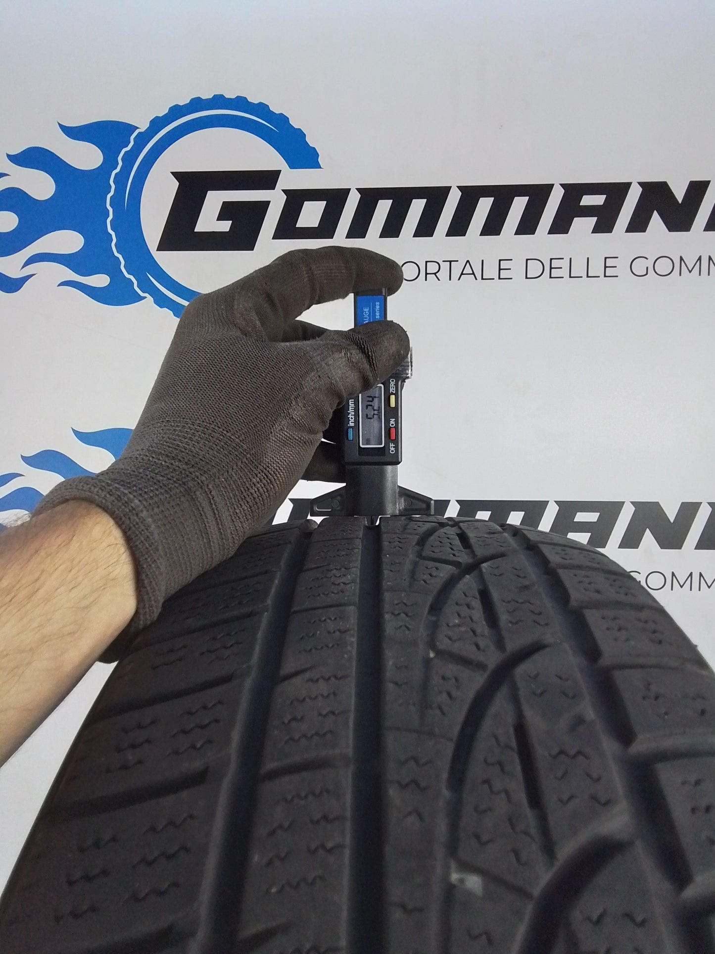 4 Hankook Winter Icept Evo 185 55 16 87H M+S