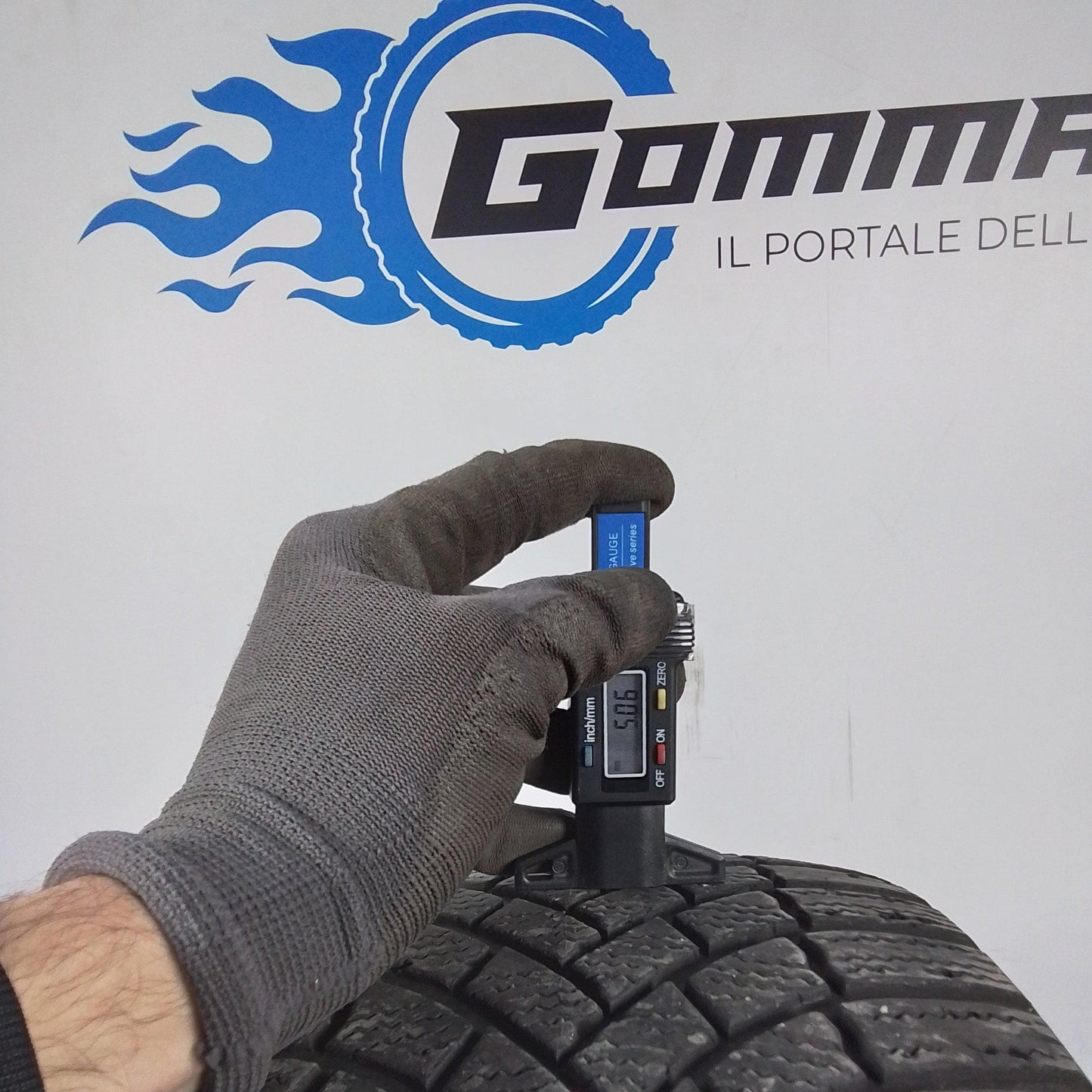 2 Bridgestone Blizzak Lm005 225 55 18 102V m+s
