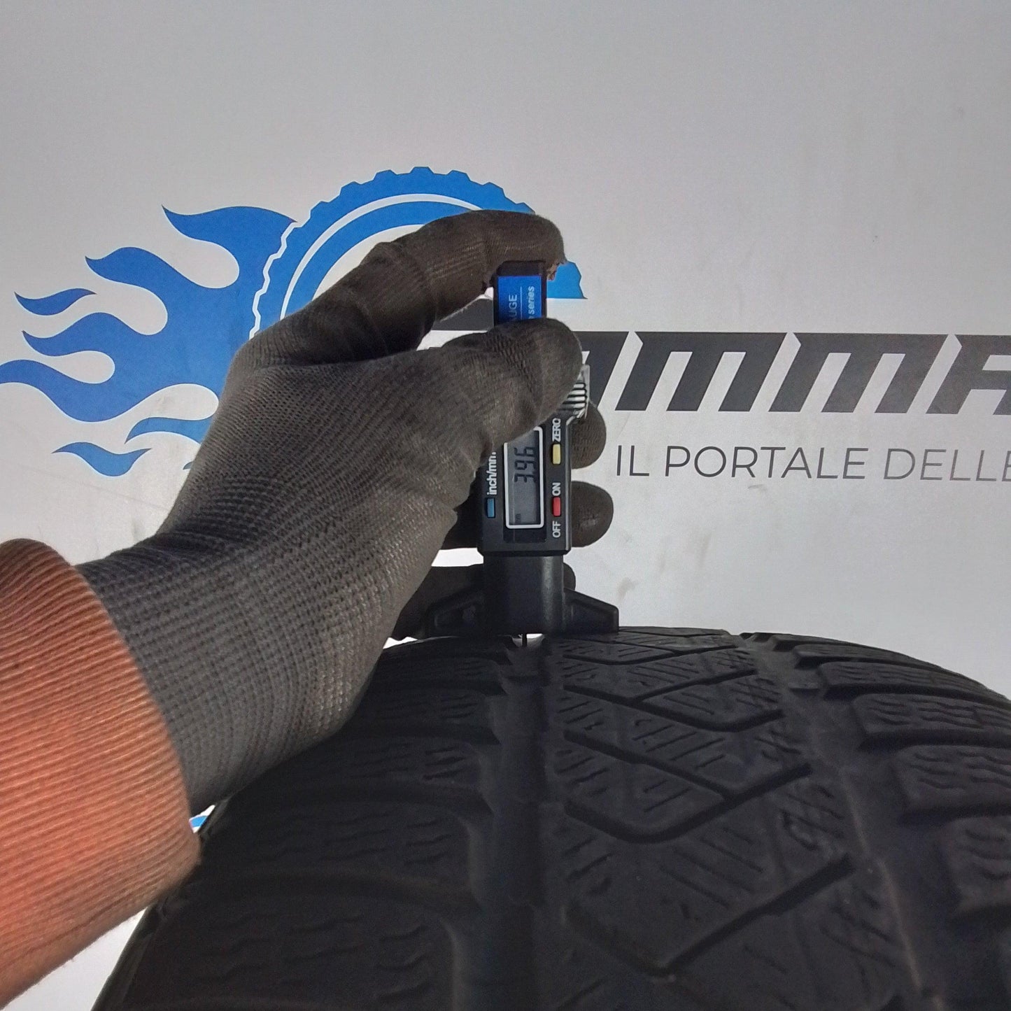 4 Pirelli Sottozero 3 225 55 18 98H M+S