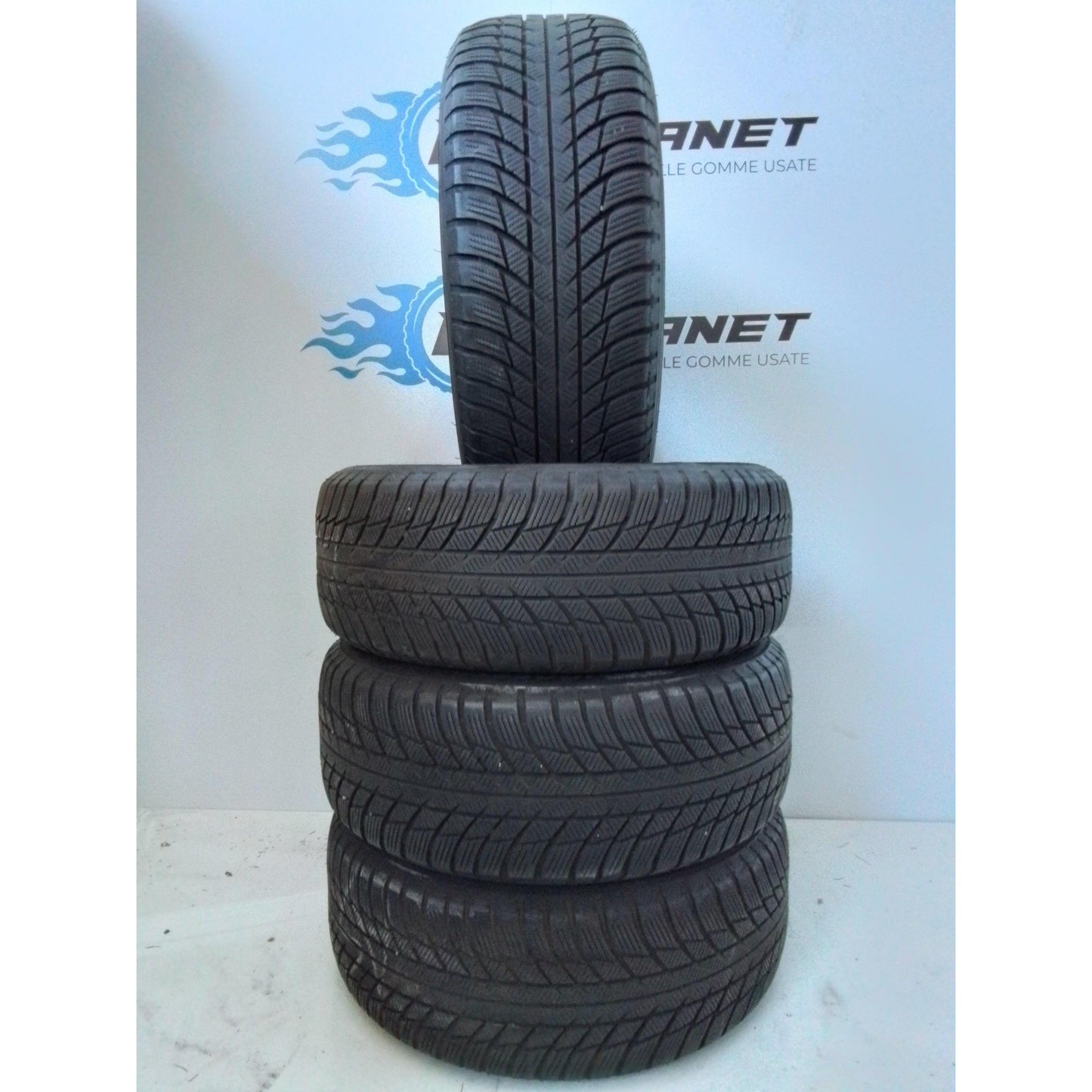 4 Bridgestone Blizzak LM001 225 50 18 95H M+S RUNFLAT