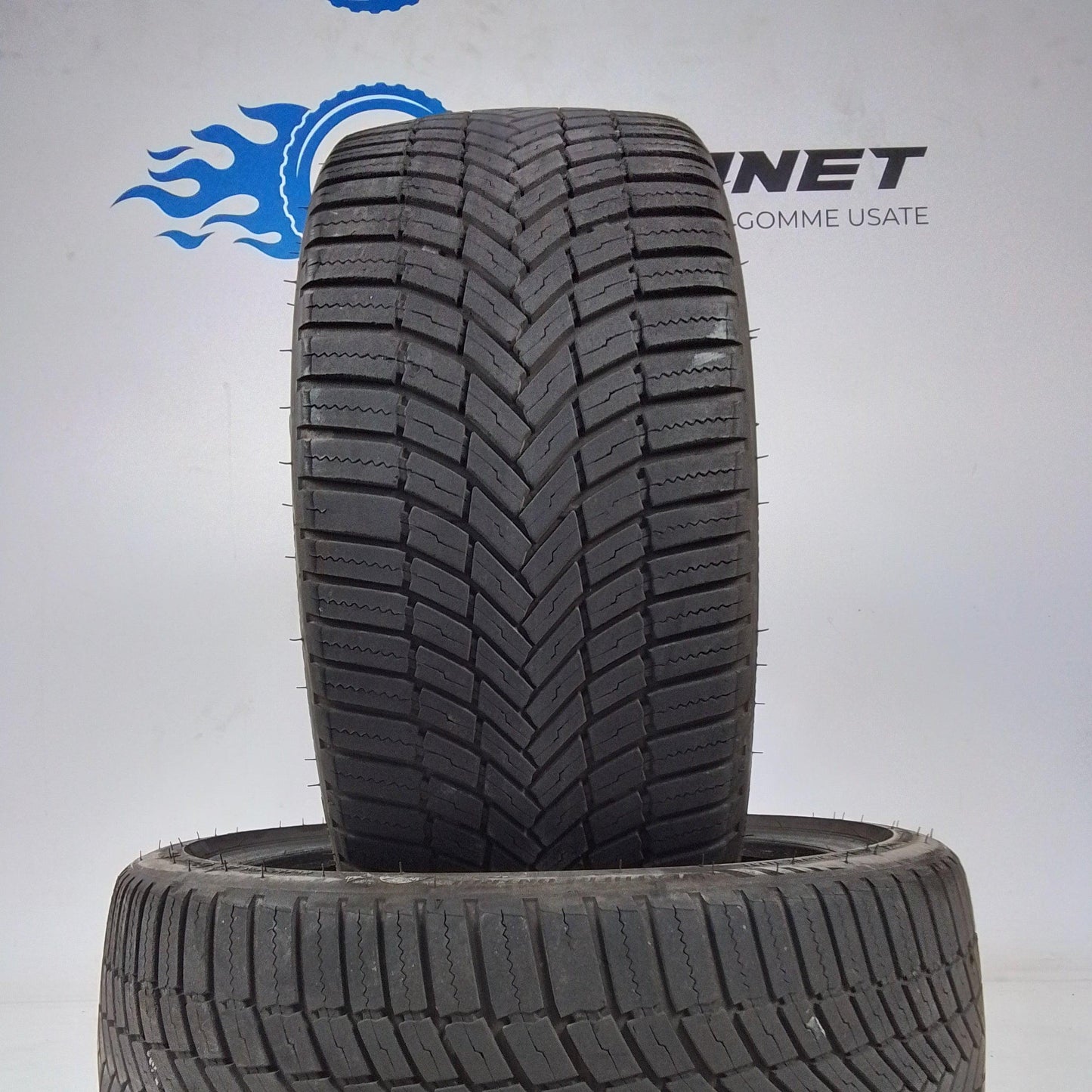 2 Bridgestone WeatherControl A005 225 45 19 96V m+s