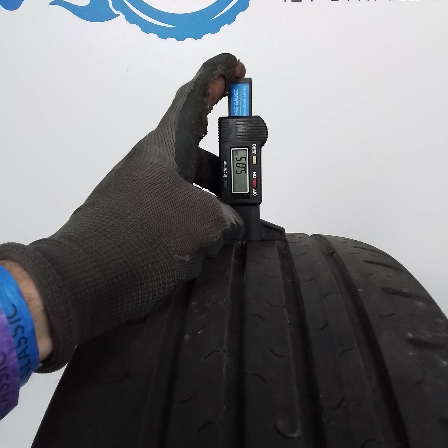 2 Continental ContiEcoContact5 215 65 17 99V