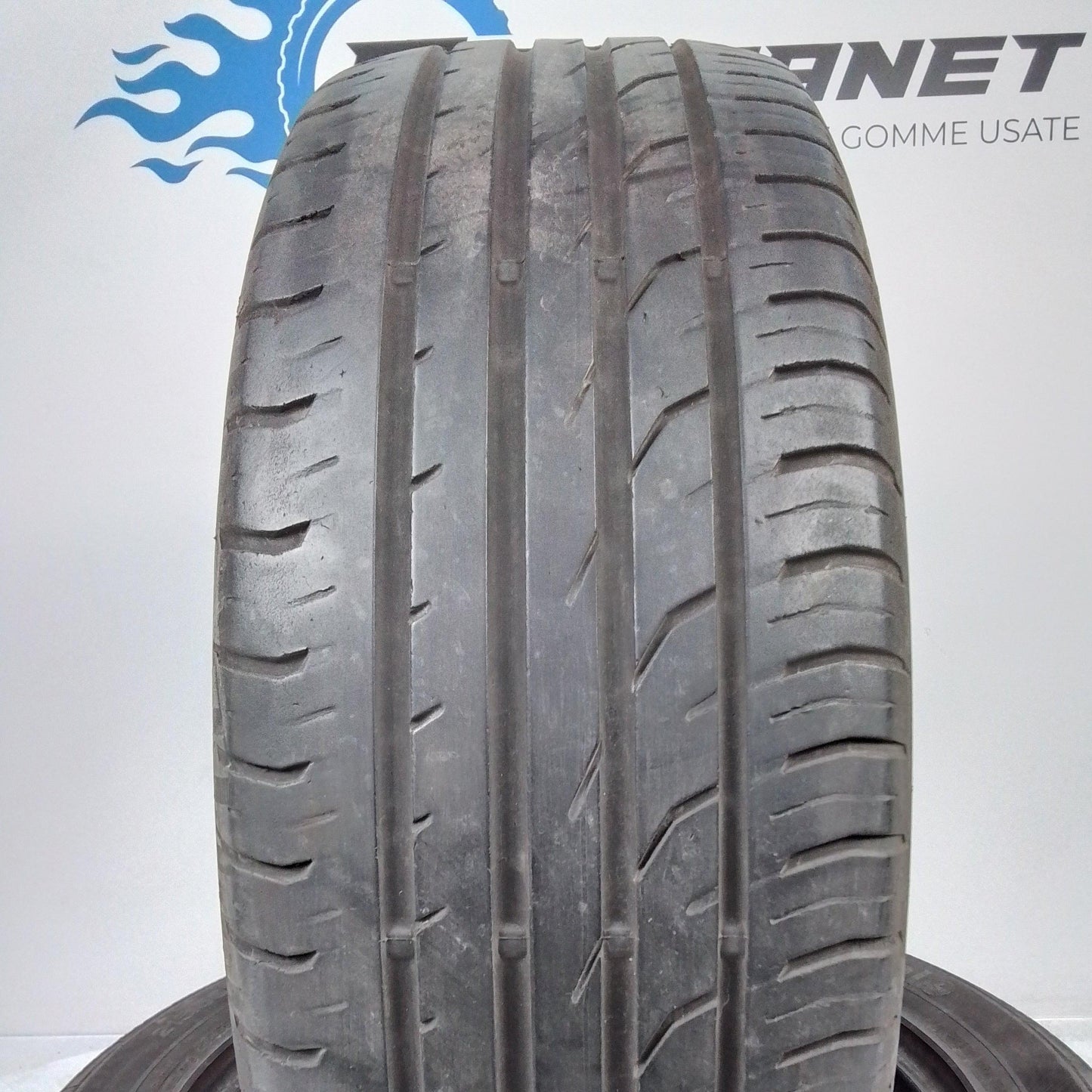 2 Continental ContiPremiumContact2 225 55 17 97W