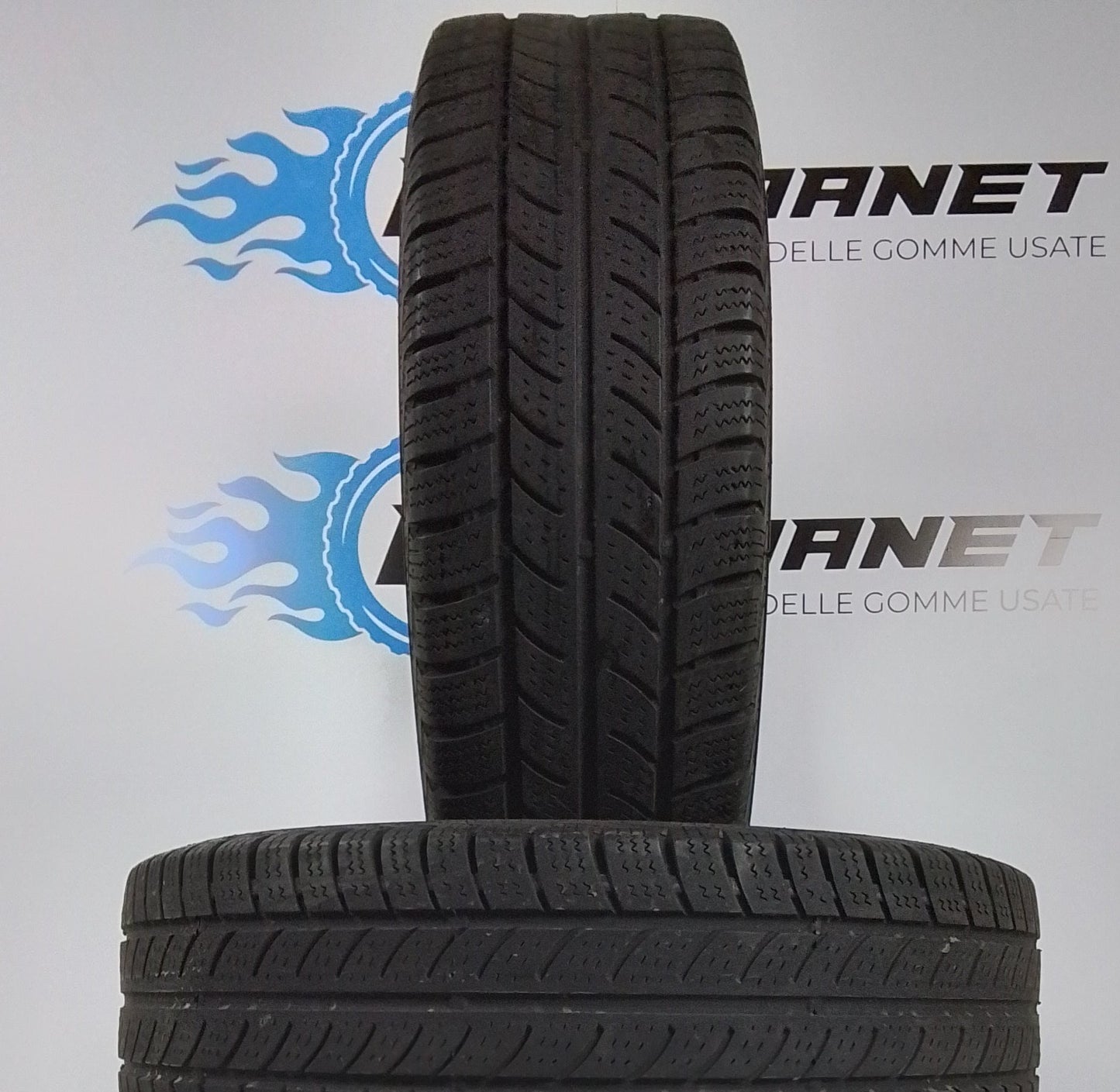 2 Continental VancoWinter 2 235 65 16C 115/113R m+s