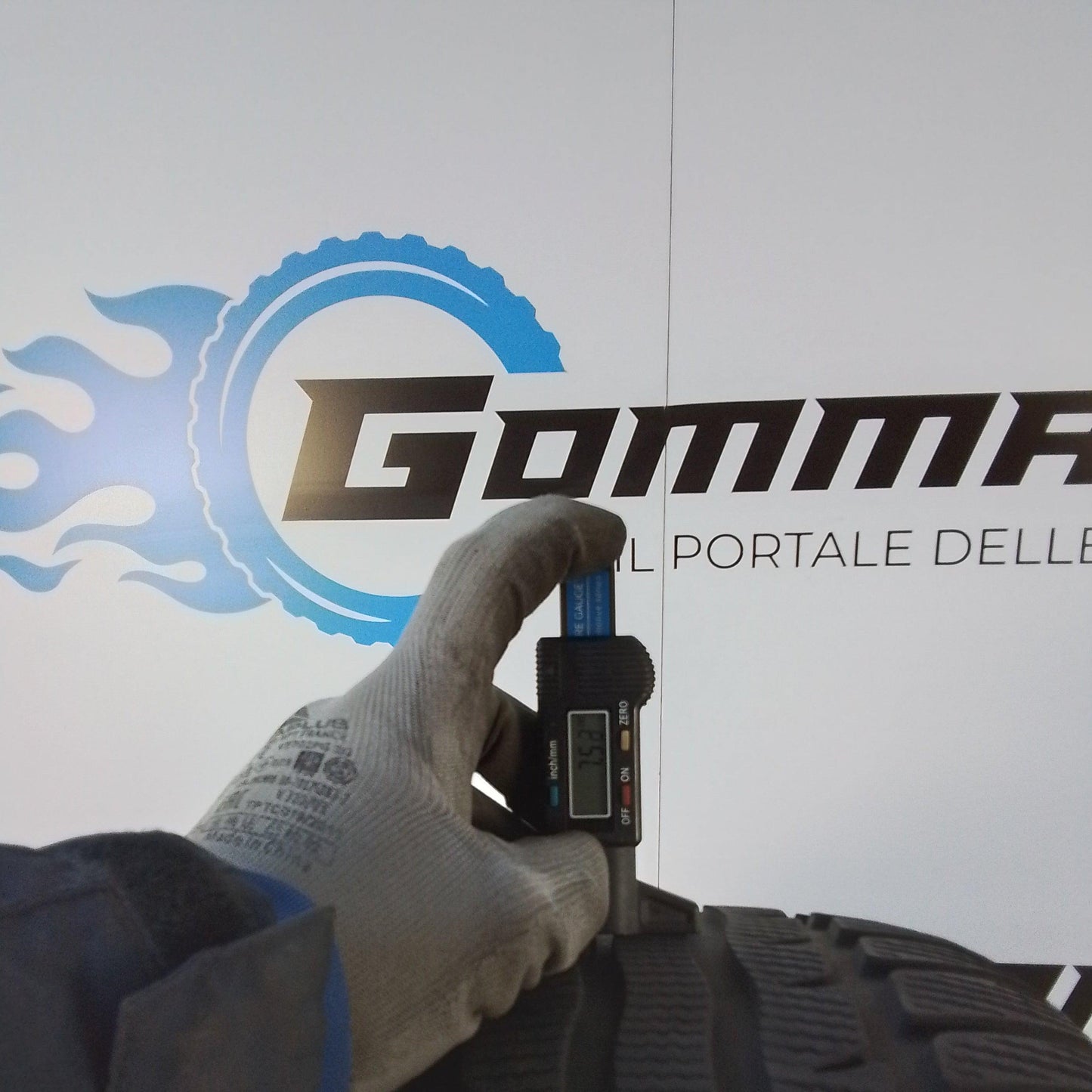 2 Formula 195/45 R16 Winter M+S