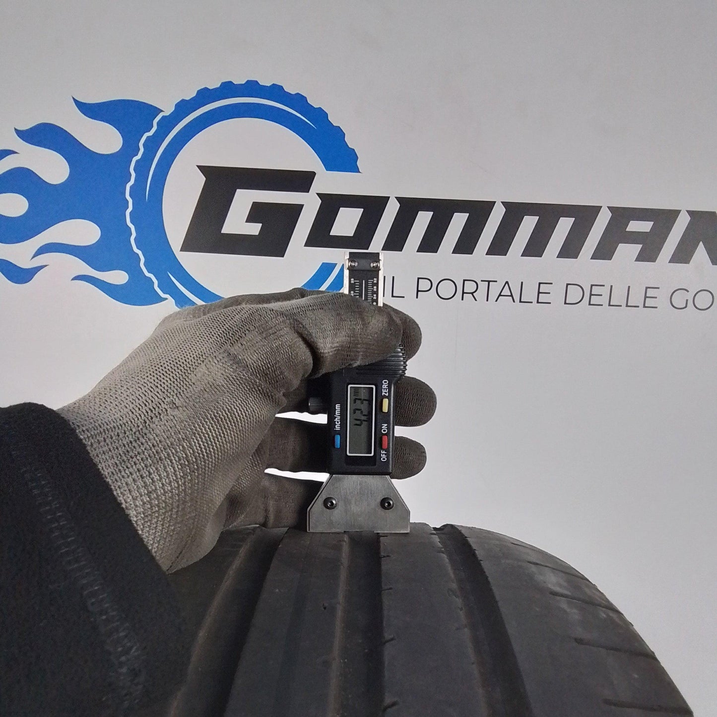 4 Goodyear Eagle F1 asymmetric 5 245/40 R19 94W
