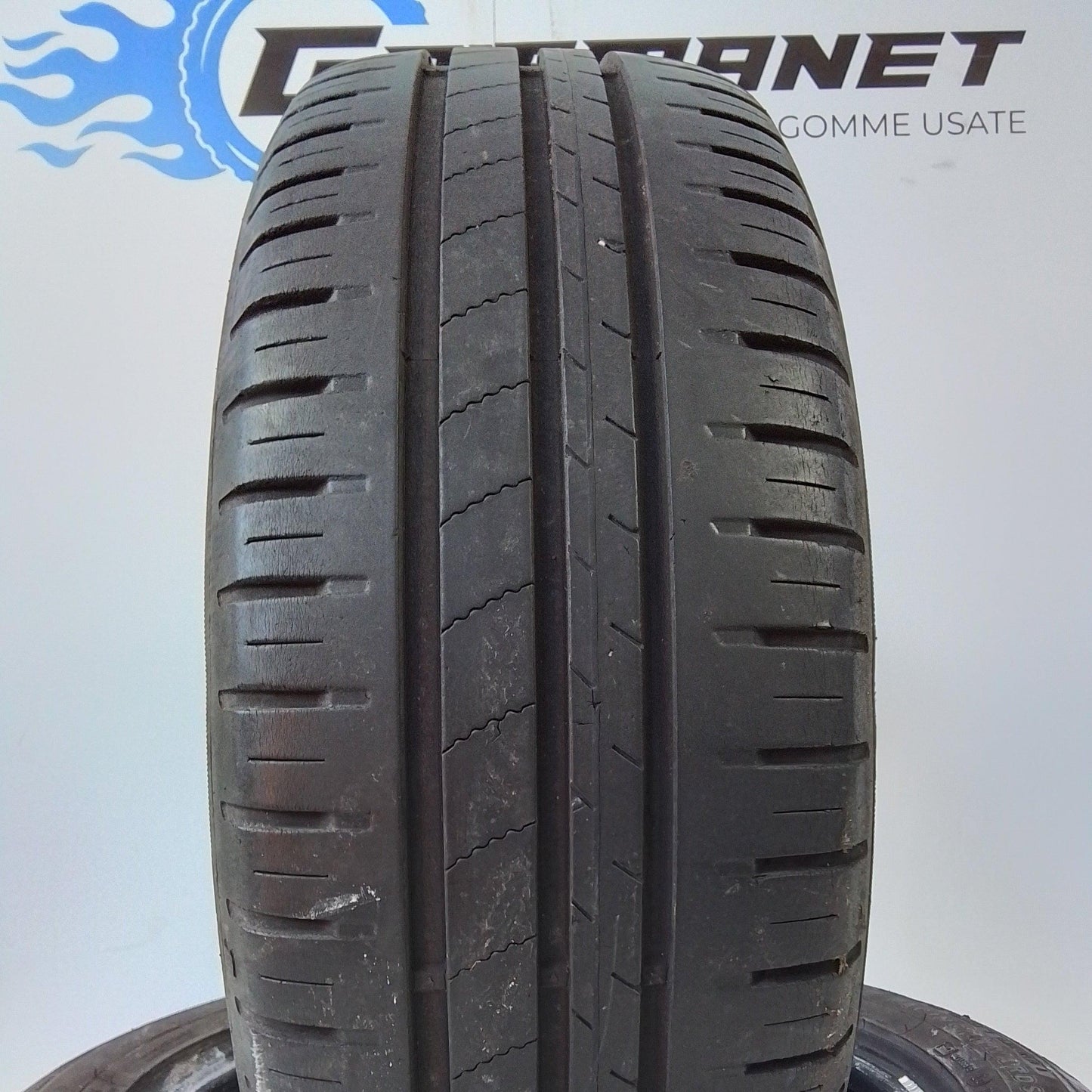 2 Goodyear Efficentgrip Performance 185 55 15 82H