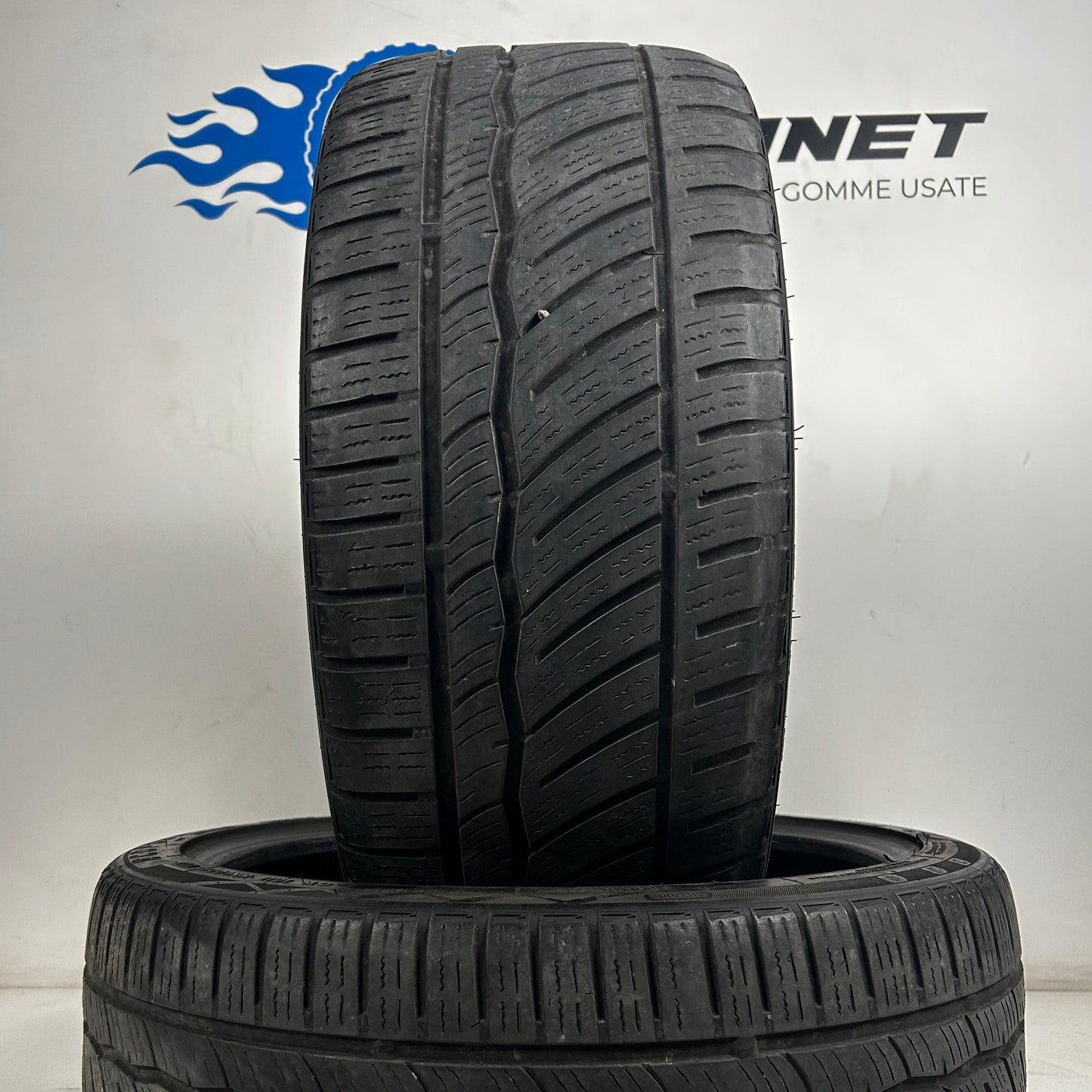 2 Infinity 225/40 R18 RX 92Y