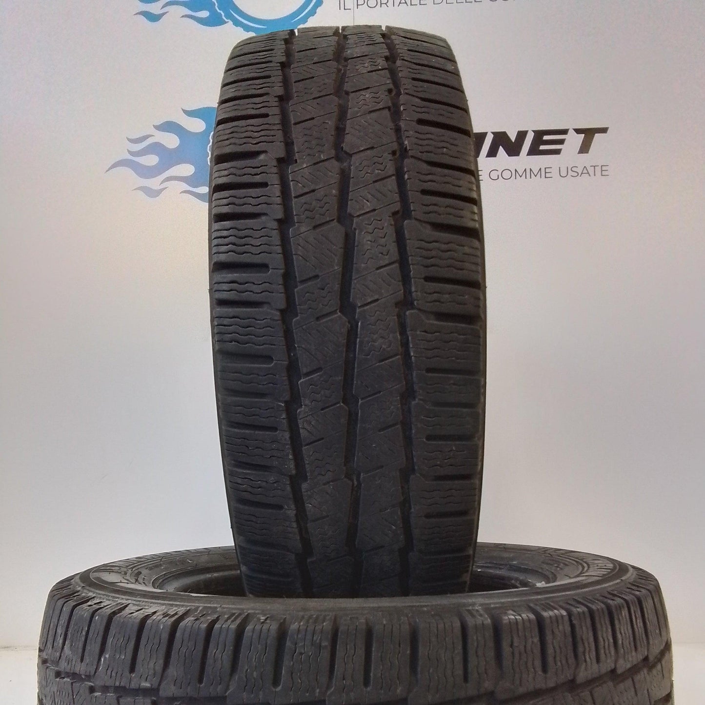 2 Michelin Agilis Alpin 235 60 17C 117/115 R m+s