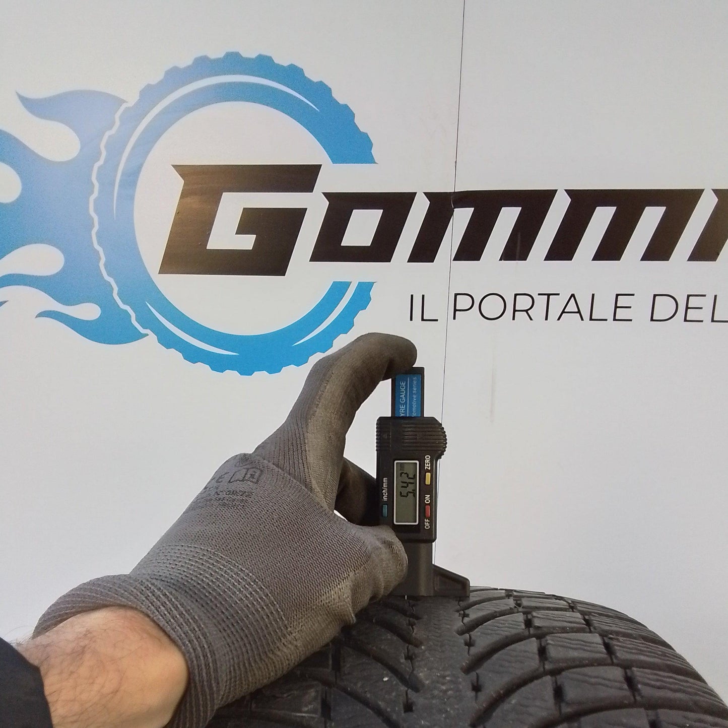 2 Michelin Latitude Alpin La2 255 50 19 107V M+S XL RUNFLAT