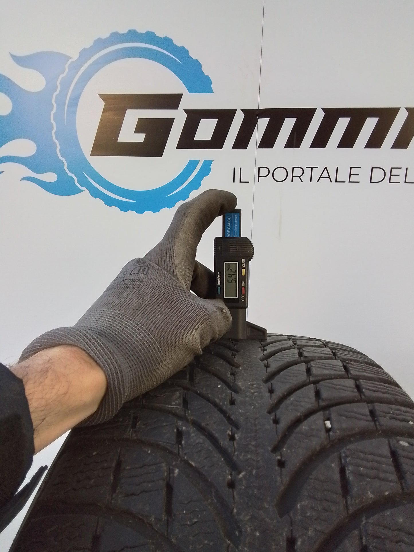 2 Michelin Latitude Alpin La2 235 55 19 101H