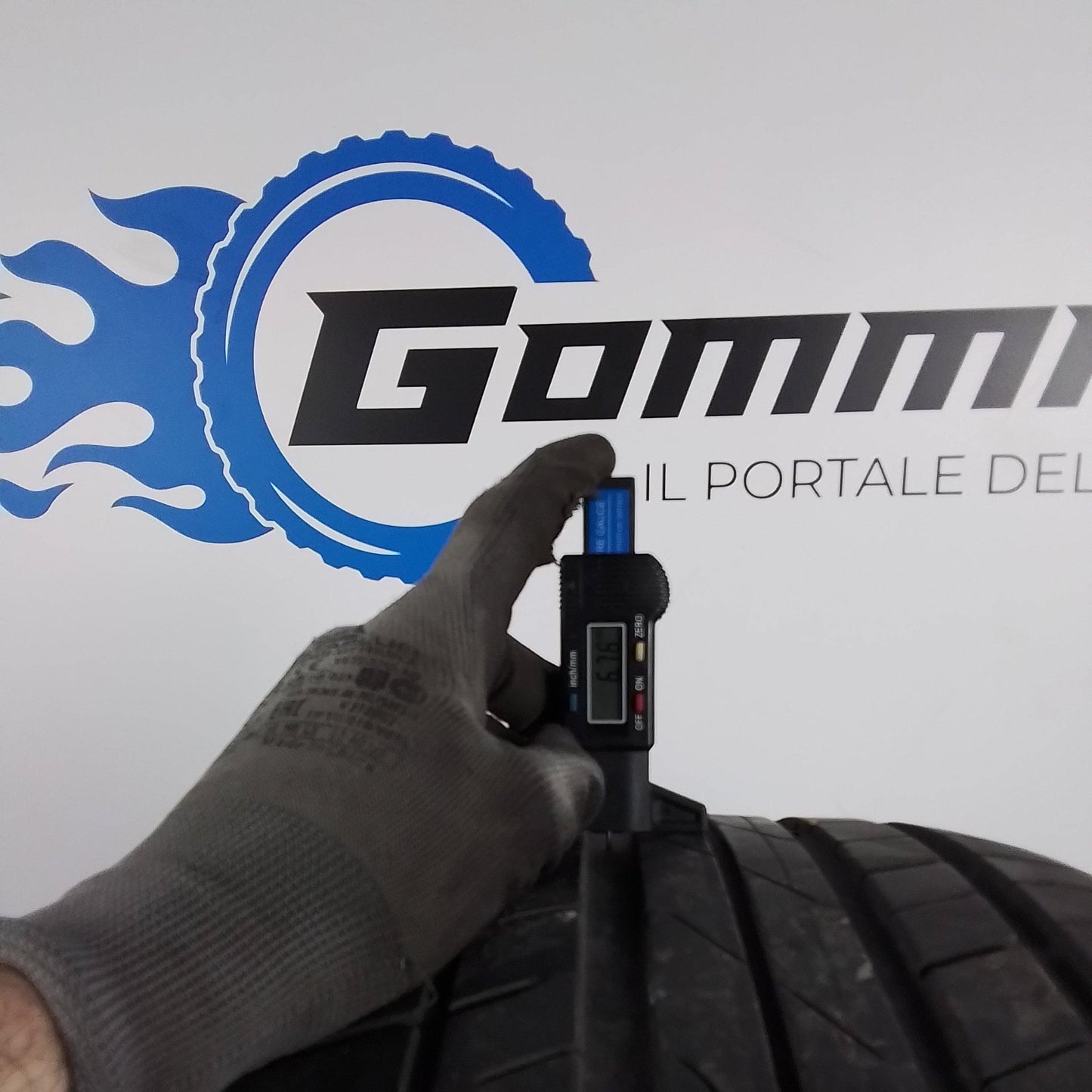 2 Petlas Velox Sport 255 40 20 101W