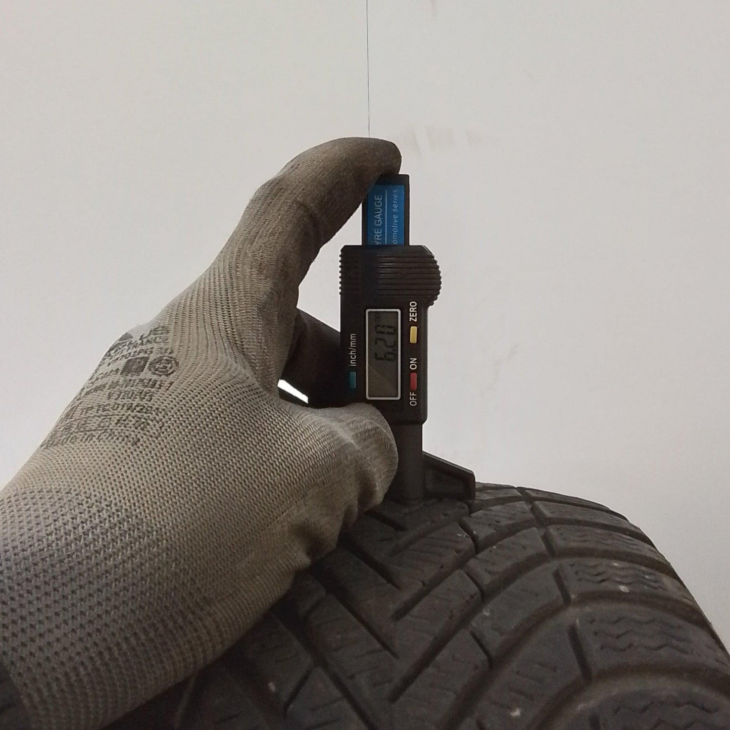 2 Pirelli Cinturato Winter 185 60 15 88T M+S