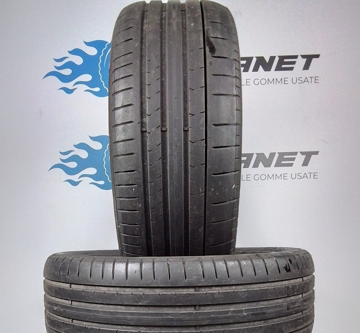 2 Pirelli Pzero 245 35 19 93Y