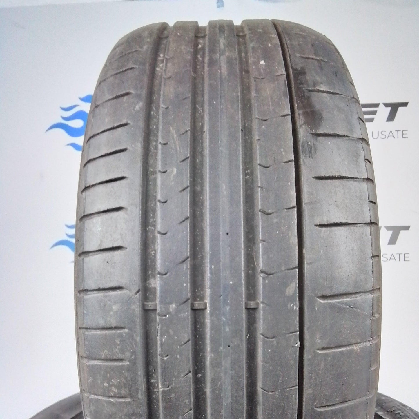 2 Pirelli Pzero 245 35 19 93Y