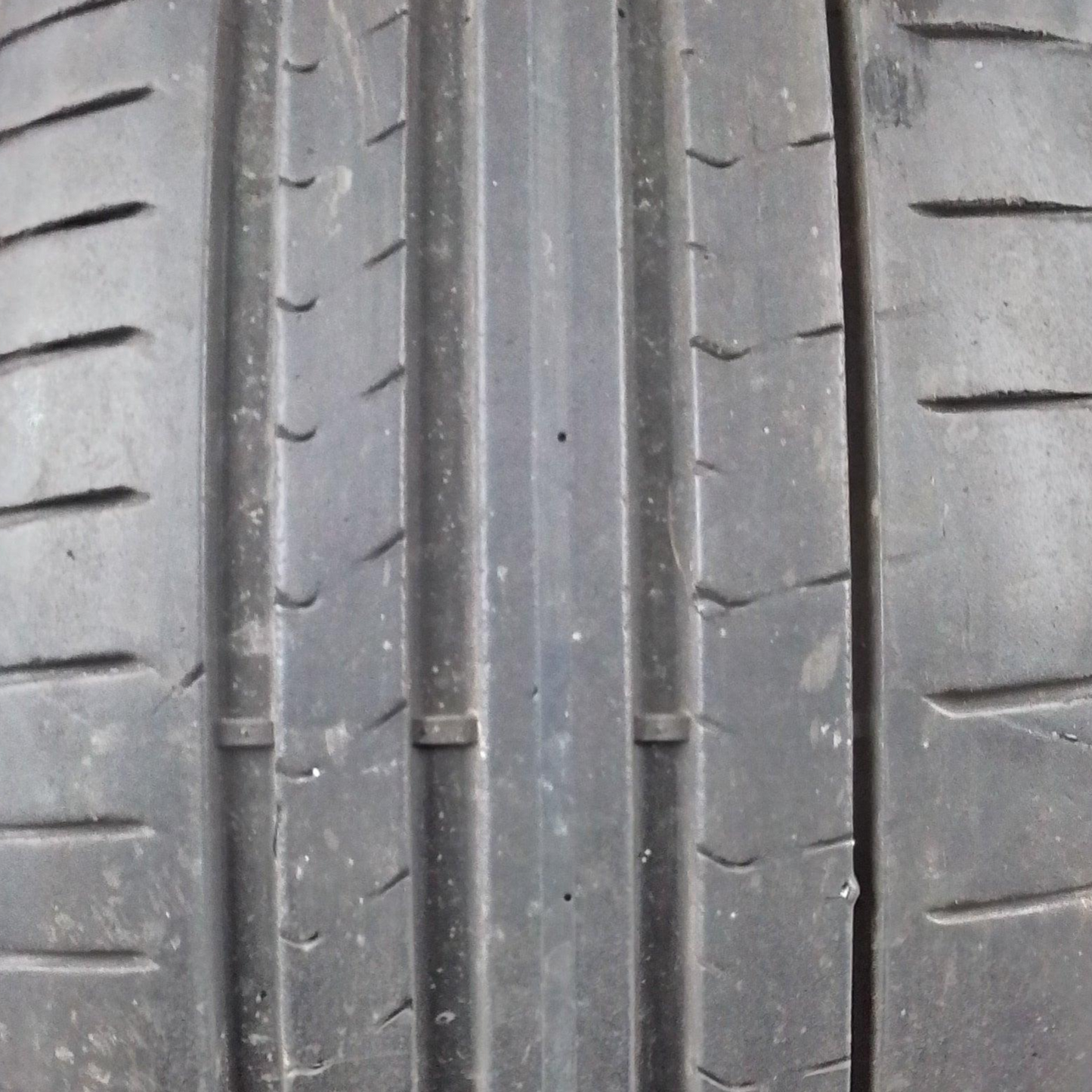2 Pirelli Pzero 245 35 19 93Y
