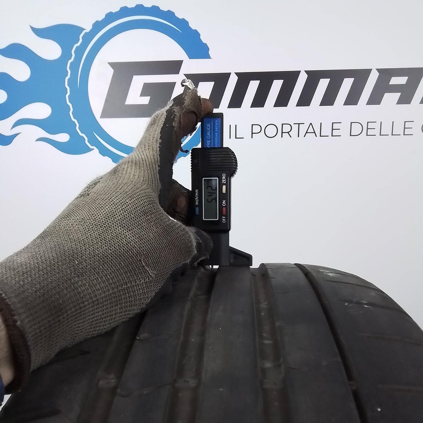2 Pirelli Pzero Tm 235 35 19 91Y