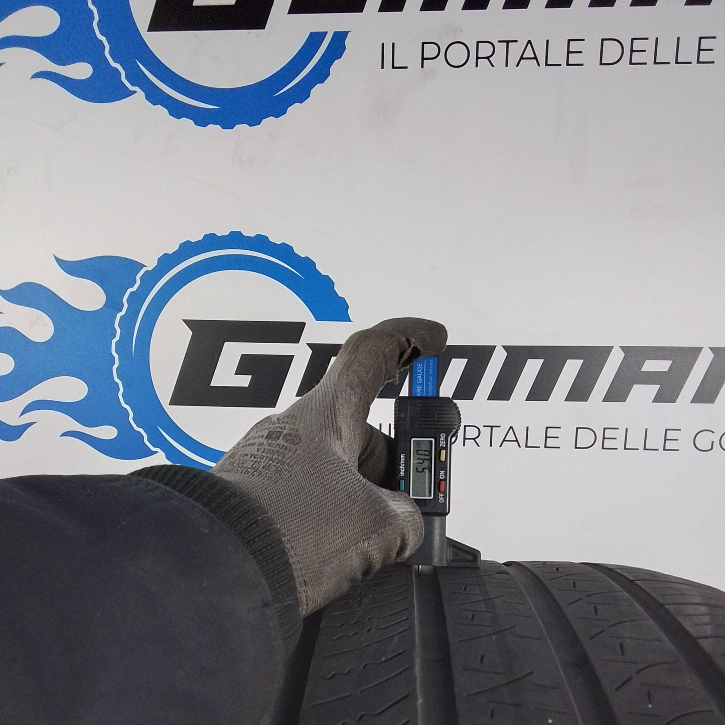 2 Pirelli Scorpion Zero All Season 275 40 22 108Y