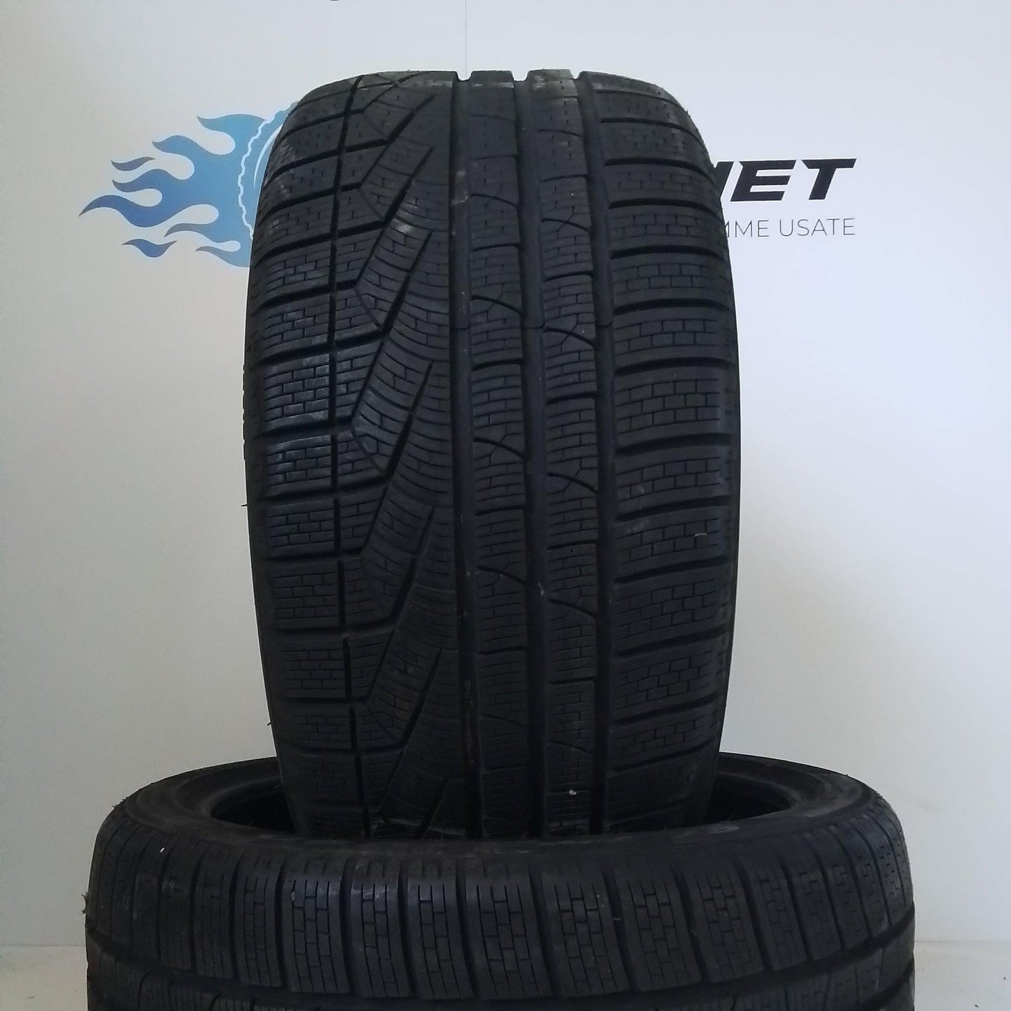 2 Pirelli Sottozero winter 270 serie 2 265 35 19 98W M+S