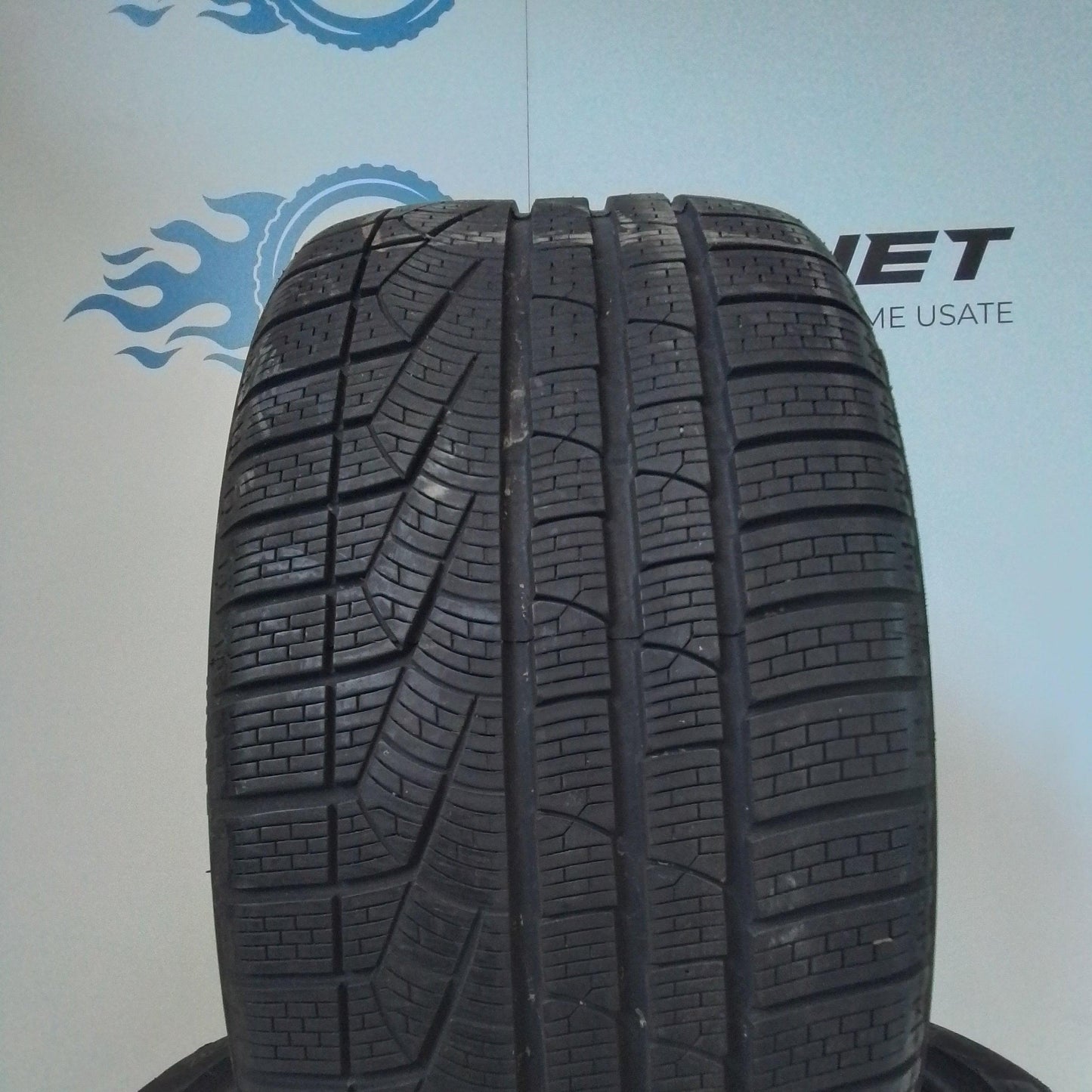 2 Pirelli Sottozero winter 270 serie 2 265 35 19 98W M+S