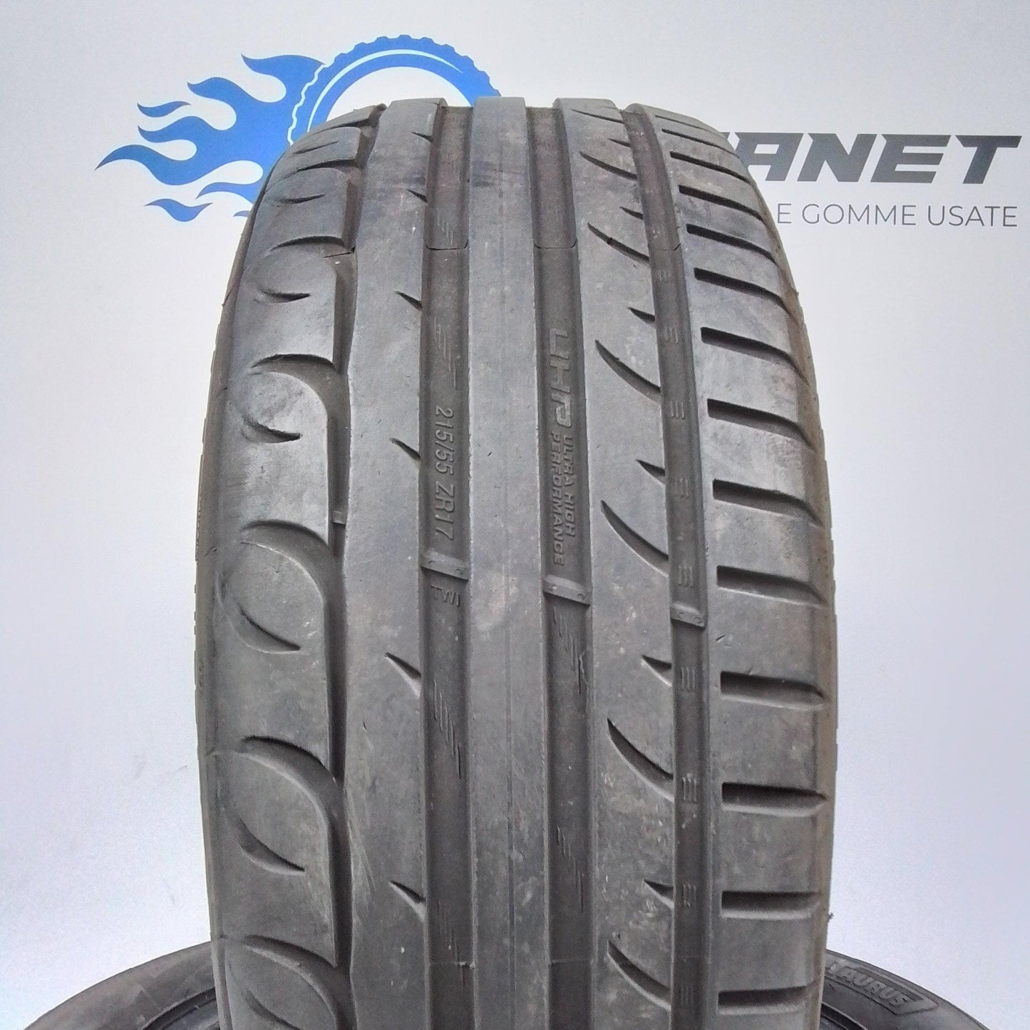 2 Taurus high Performance (Michelin) 215 55 17 98W
