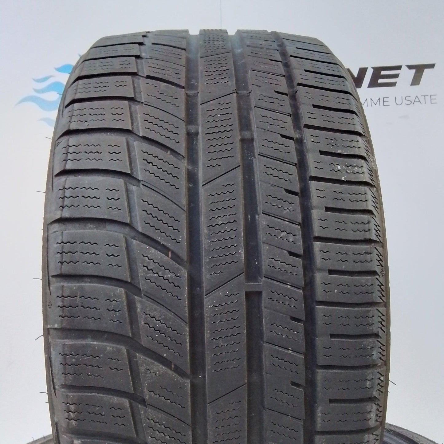 2 Toyo Snowprox S954 235 35 19 91W M+S