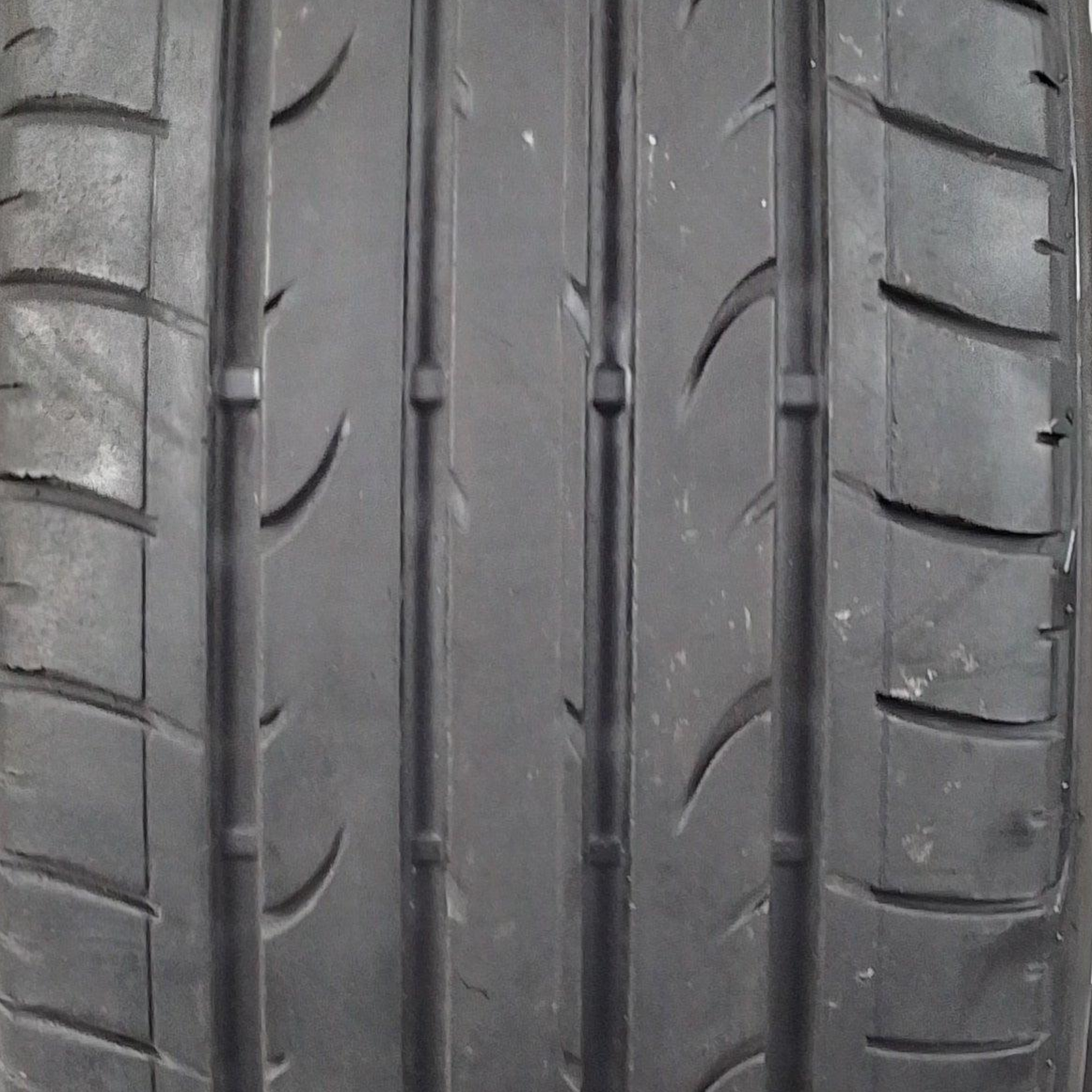 4 Bridgestone Dueler HP sport 225 55 18 98H