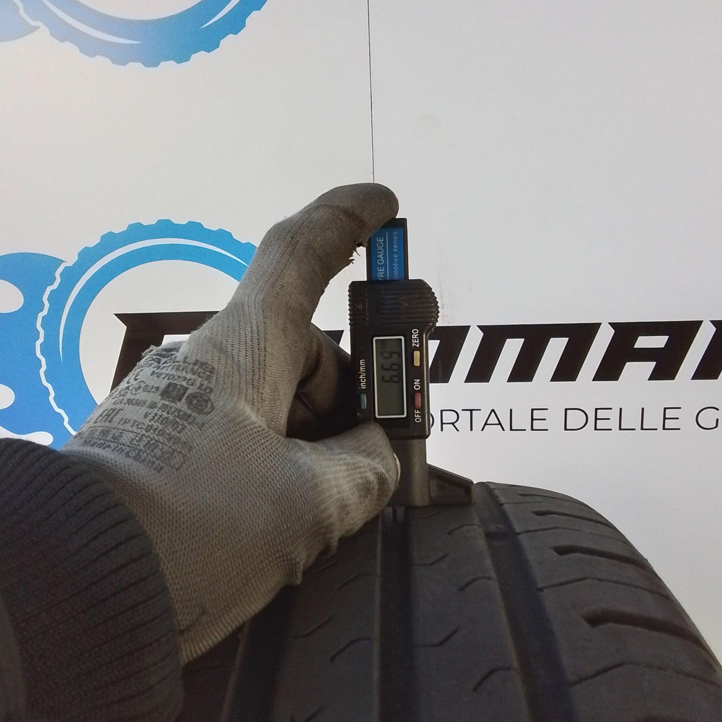 4 Continental ContiEcoContact 5 185 50 16 81H