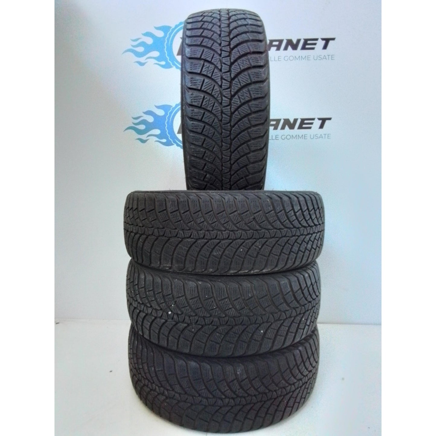 4 Firestone Winterhawk 4 235 60 18 107H M+S
