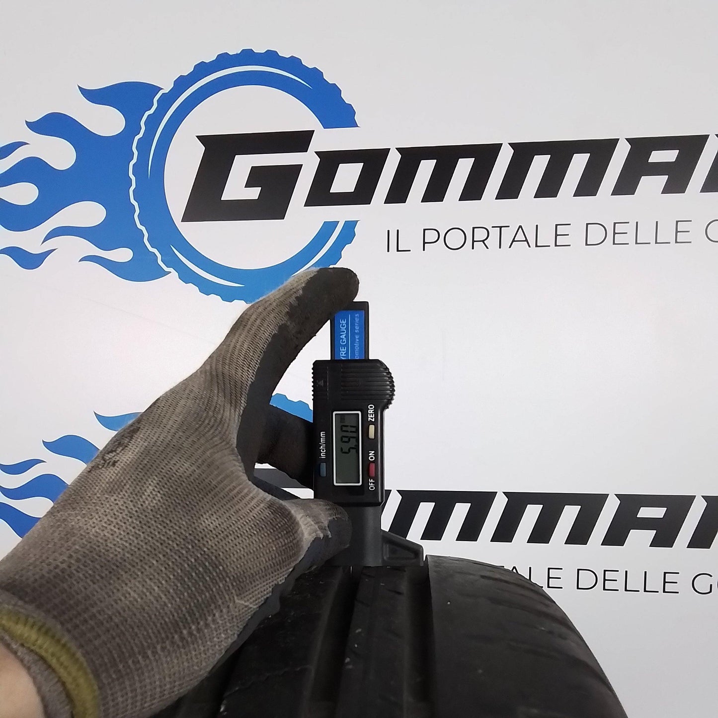 4 Goodyear EfficientGrip 195 60 16 89H