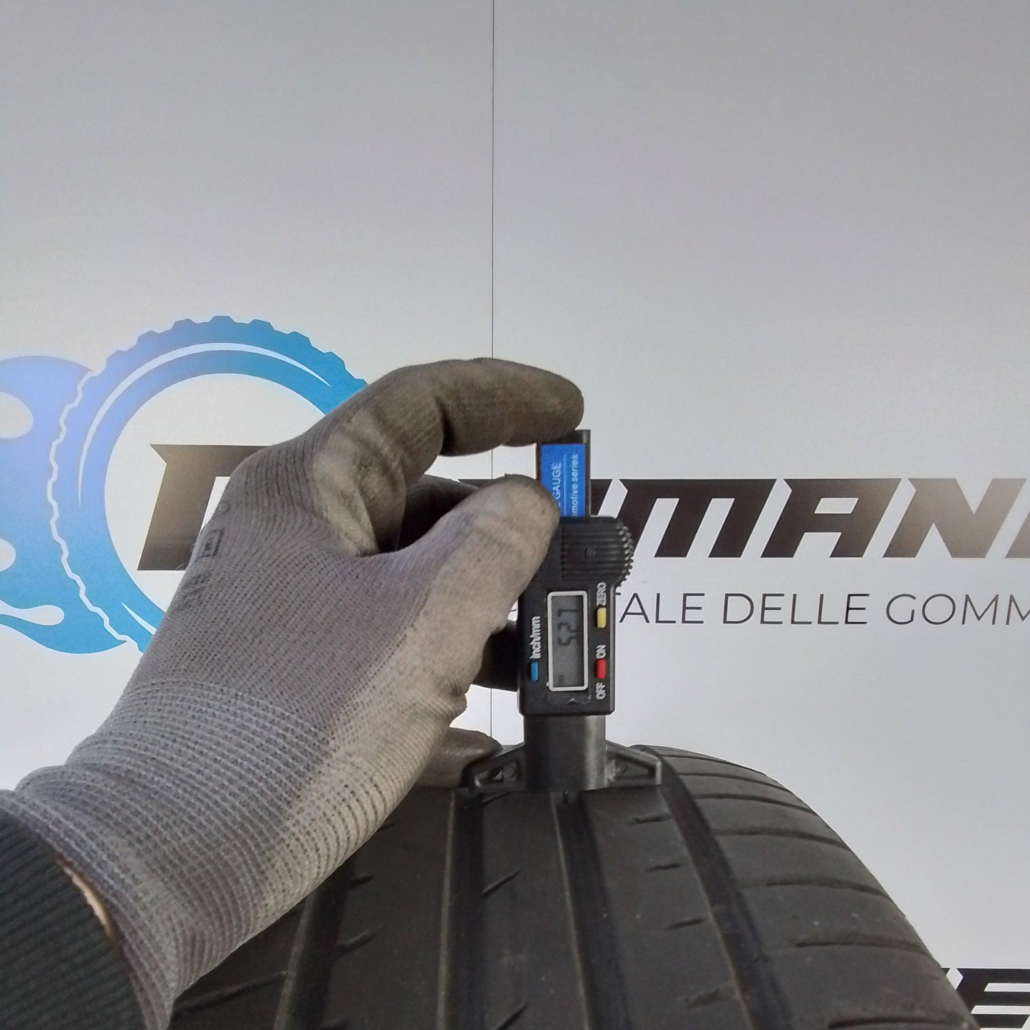 4 Hankook Ventus Prime 3 215 55 17 94V