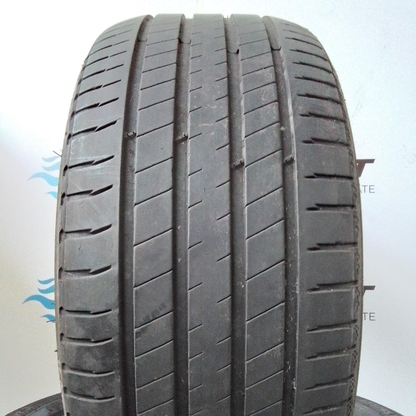 4 Michelin 235/55 R19 Latitude Sport 3