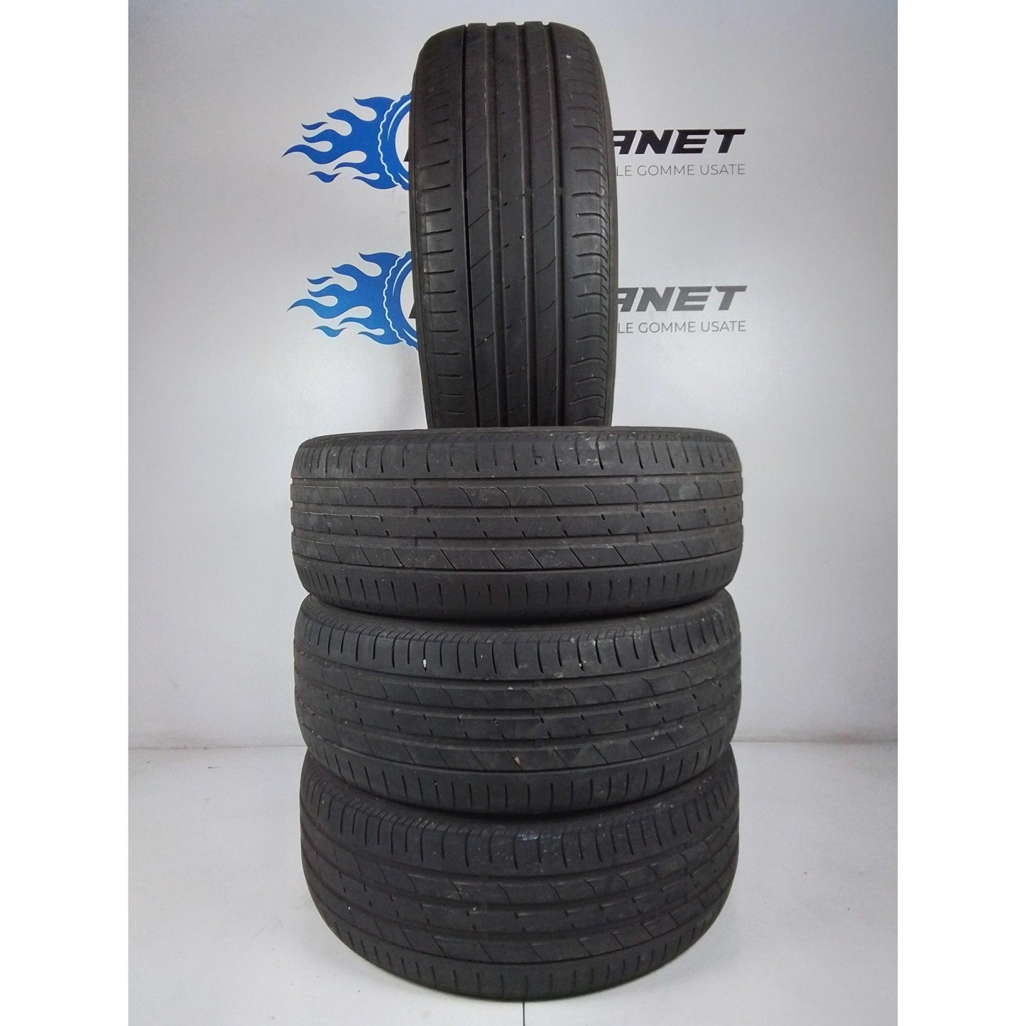4 Nexen Nfera Su1 225 55 17 101W