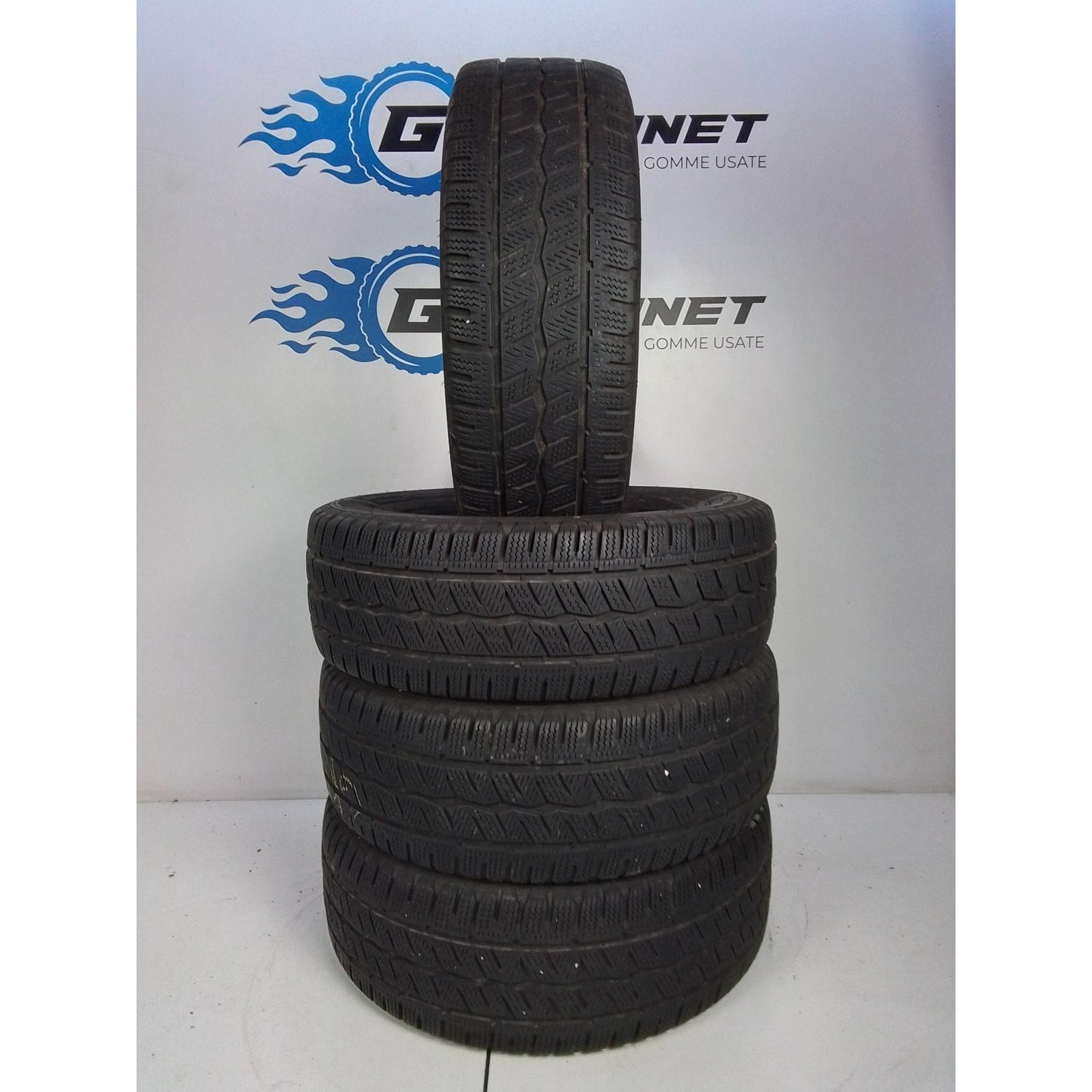 4 Hankook 235/65 R16 Winter Icept LV M+S