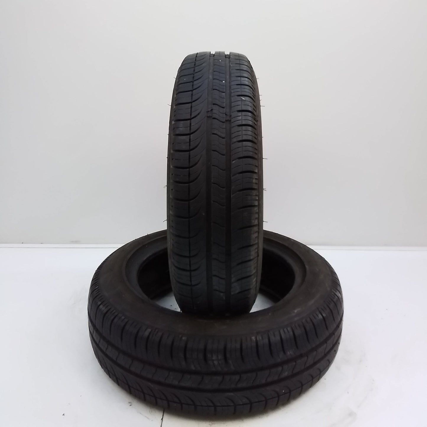2 Michelin energy 175 65 15 84H