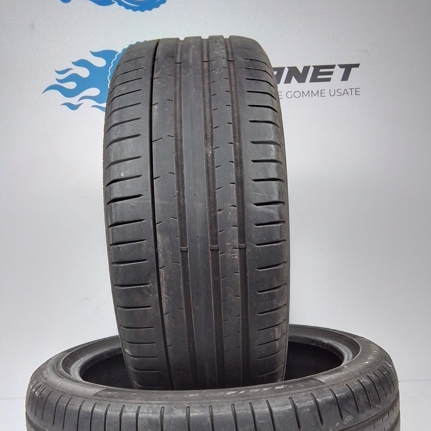 2 Pirelli Pzero 245 40 21 100V